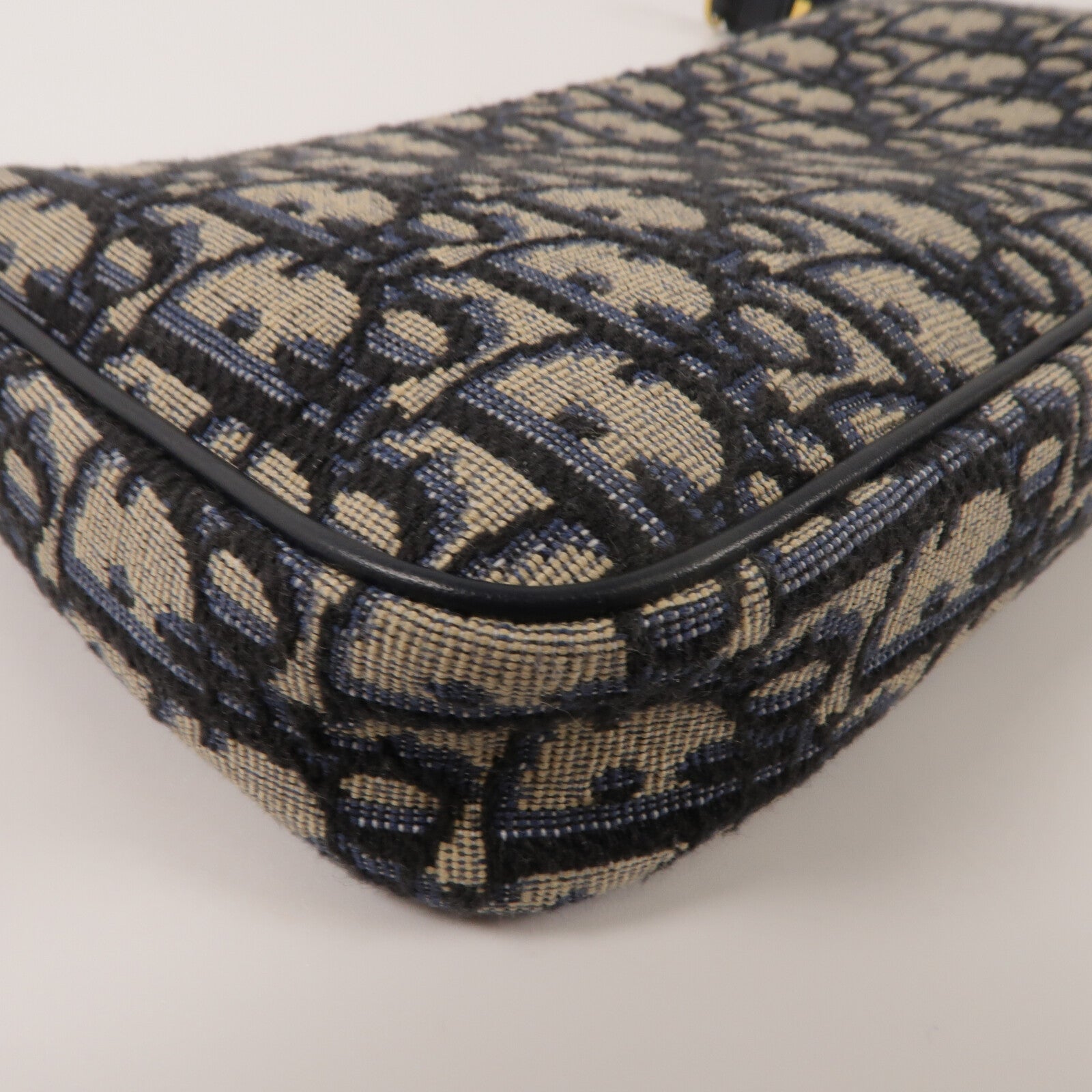 Dior 帆布30 Montaigne Pouch With Chain鏈帶肩背袋