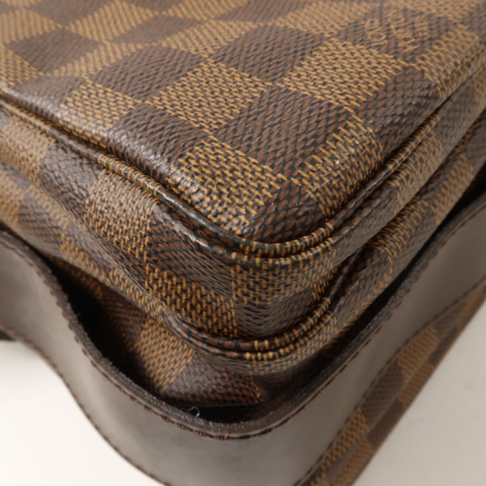 LOUIS VUITTON Damier Naviglio肩背袋