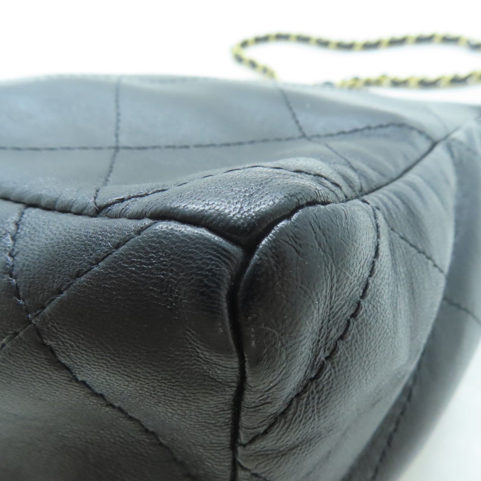 CHANEL 羊皮皮革Mini Bucket Bag金扣鏈帶手挽肩背兩用袋黑色