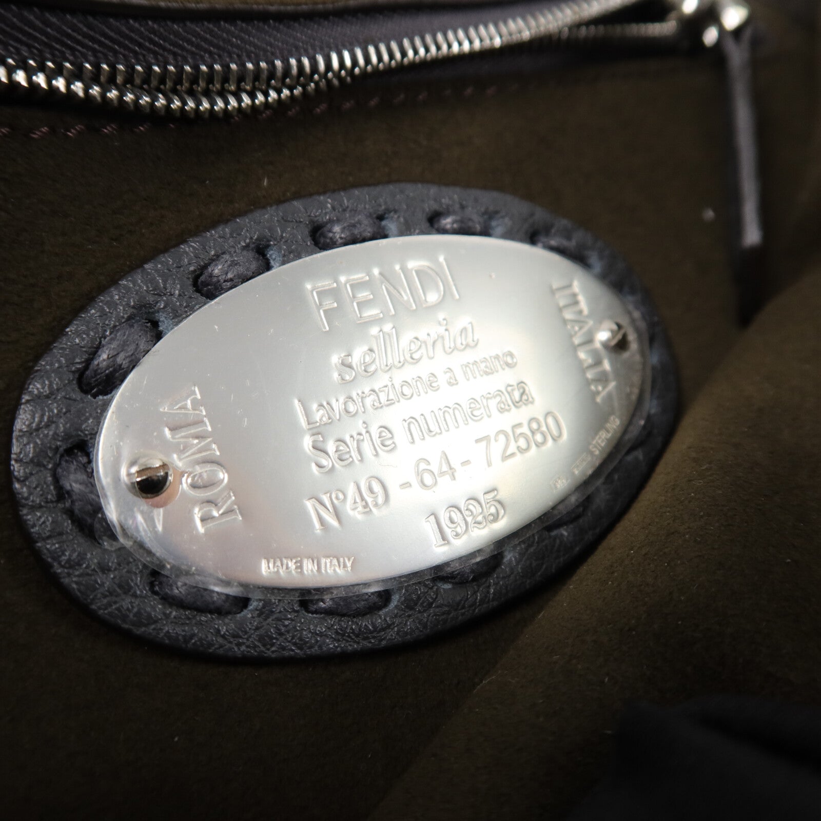 FENDI 牛皮皮革Baguette Bag手挽肩背兩用袋