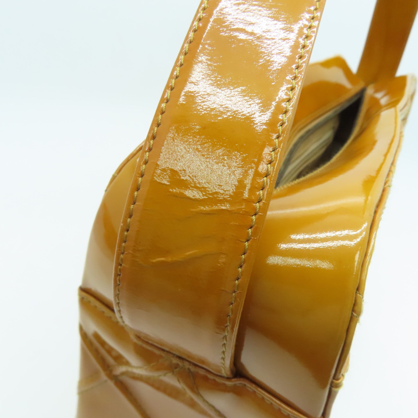CHANEL 【激减优惠】菱格漆皮皮革Vintage Handbag手提袋黄色