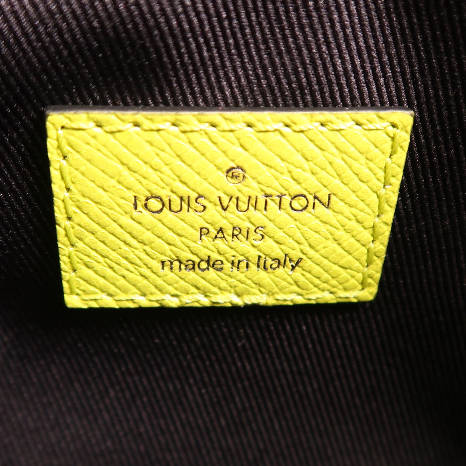 LOUIS VUITTON Monogram/Taiga皮革Outdoor銀扣肩背袋