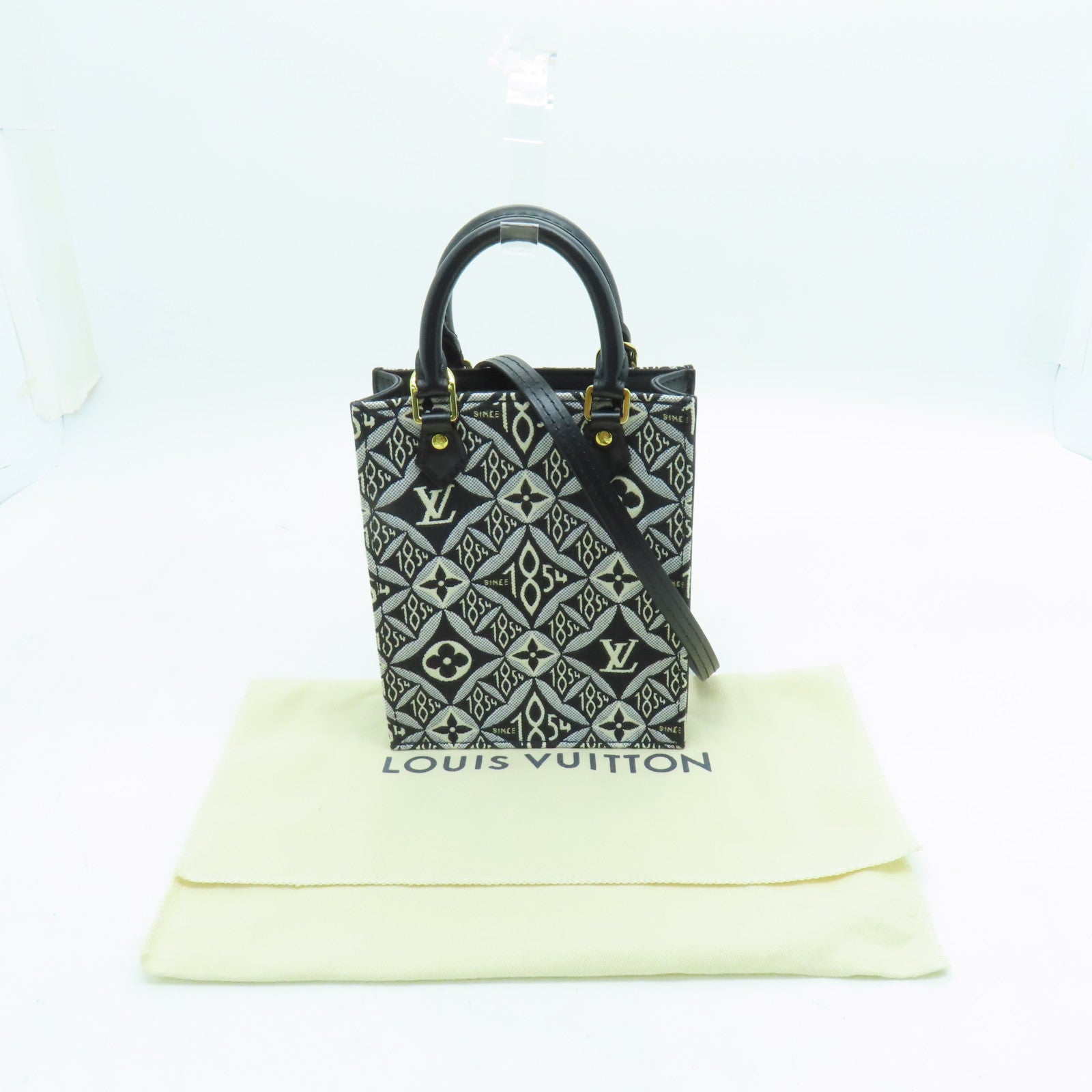 LOUIS VUITTON 【清倉大減價】Monogram Jacquard Since 1854 Petit Sac Plat金扣手挽肩背兩用袋黑色/白色