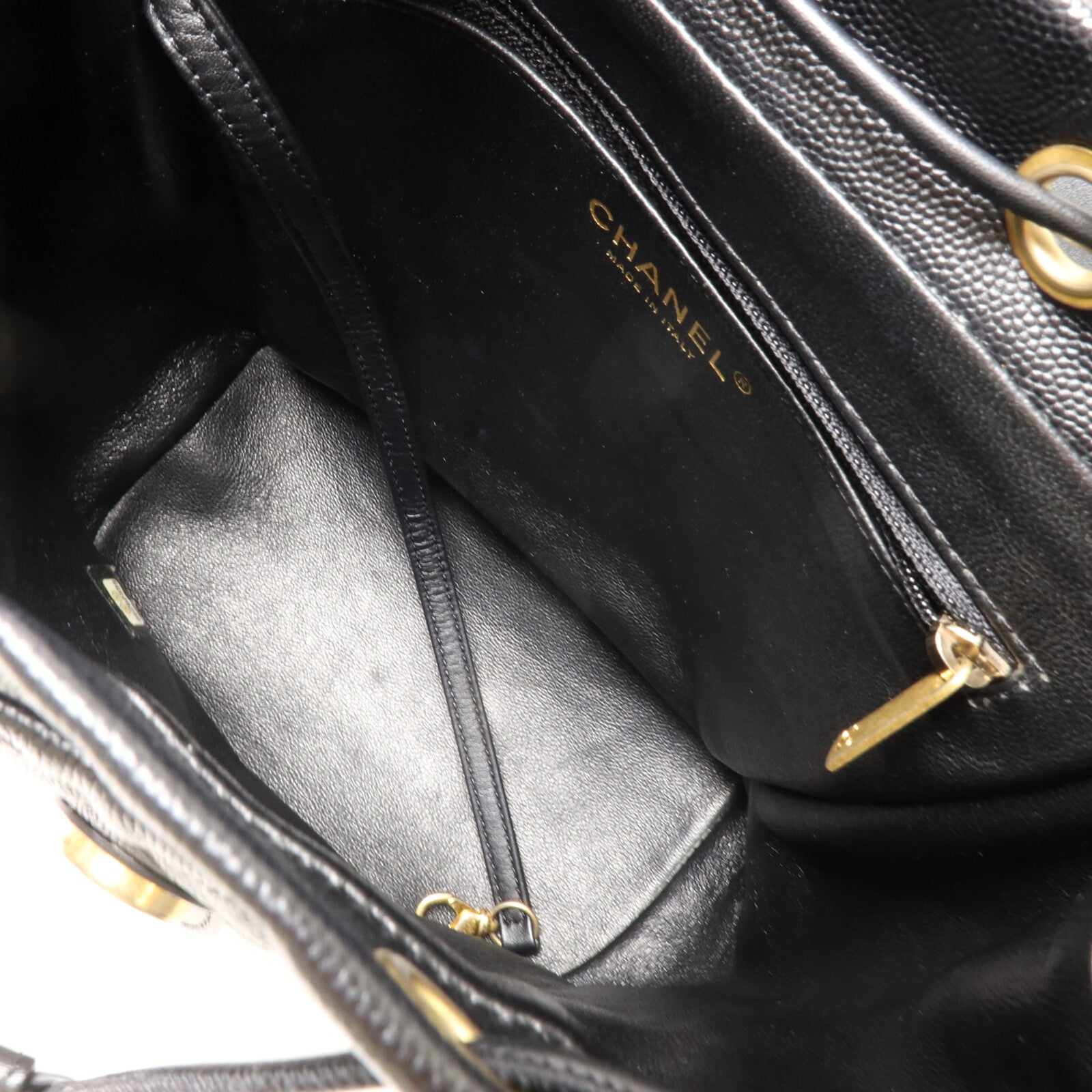 CHANEL 牛皮皮革Chain Backpack鏈帶背包