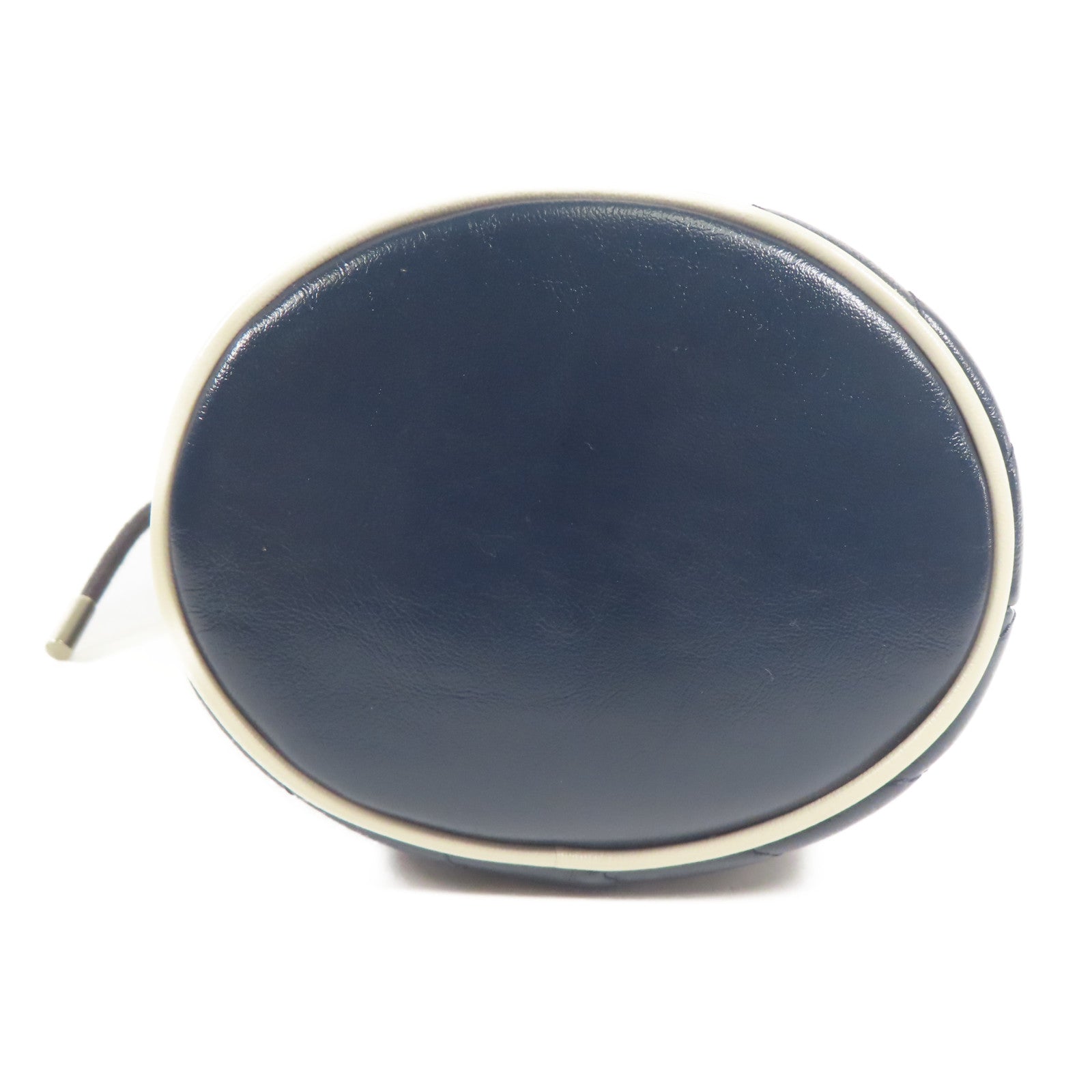 GUCCI 牛皮皮革GG Marmont Bucket銀扣鏈帶肩背袋