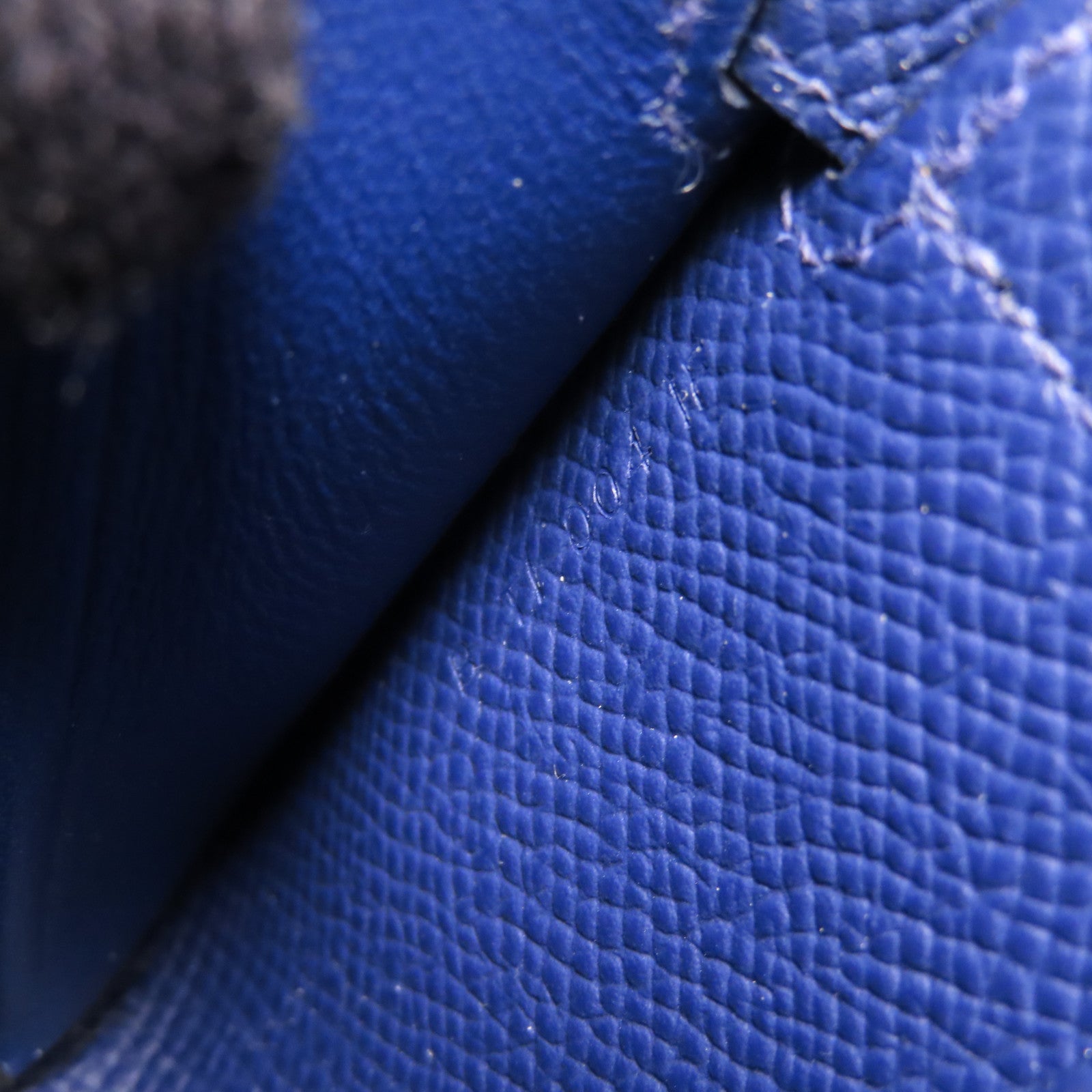 HERMES Epsom皮革Kelly To Go銀扣肩背袋Bleu Saphir