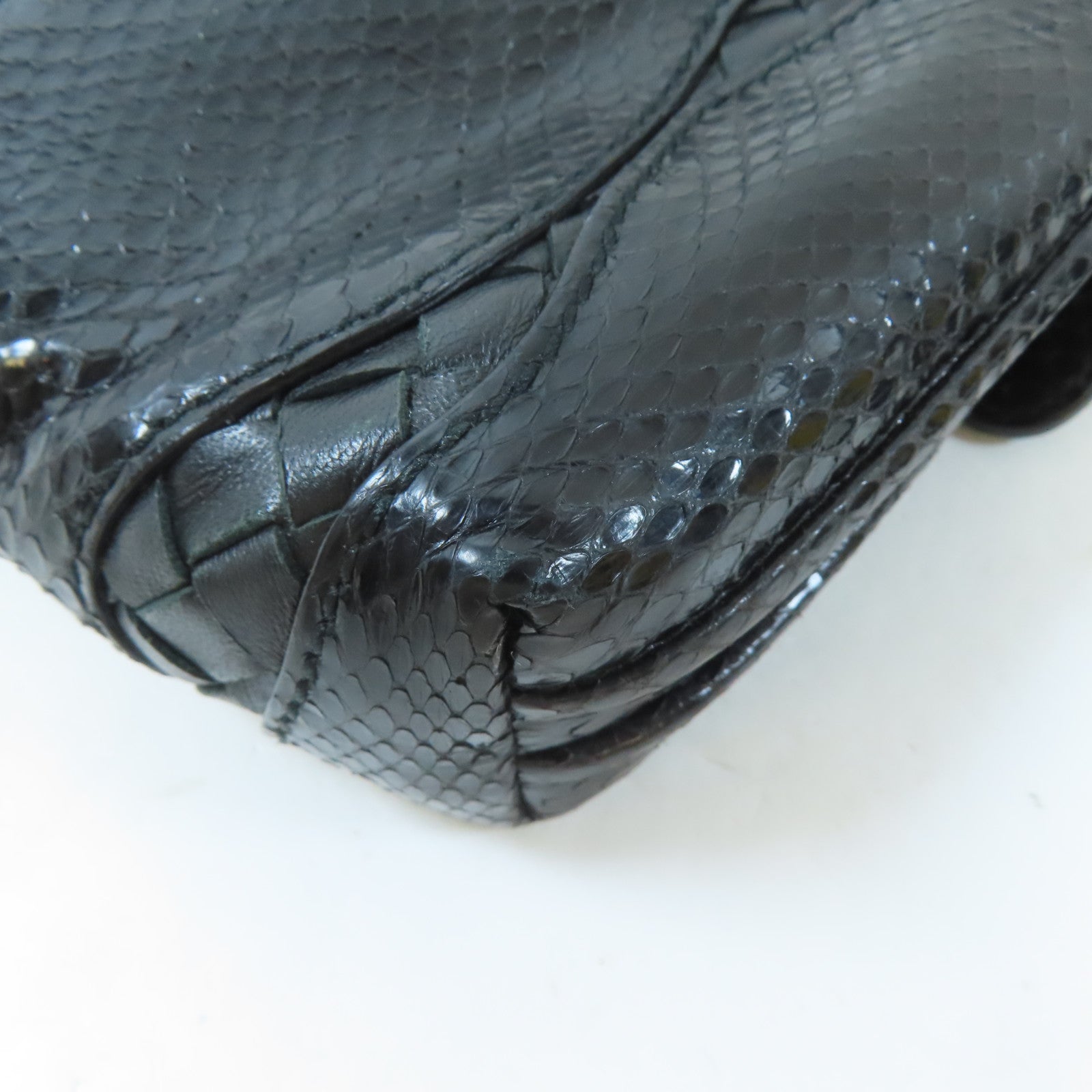 BOTTEGA VENETA 【激減優惠】皮革Shoulder Bag黑扣肩背袋黑色