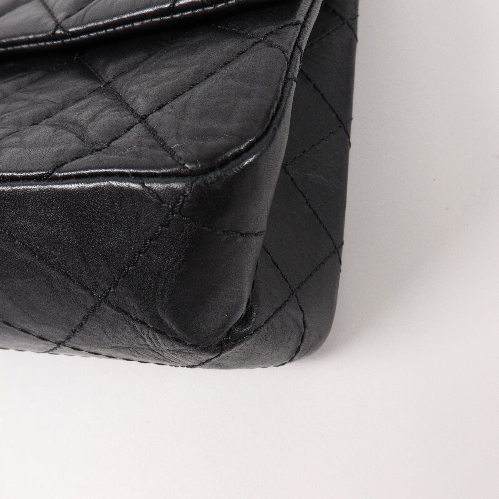 CHANEL 牛皮皮革2.55 Medium鏈帶肩背袋
