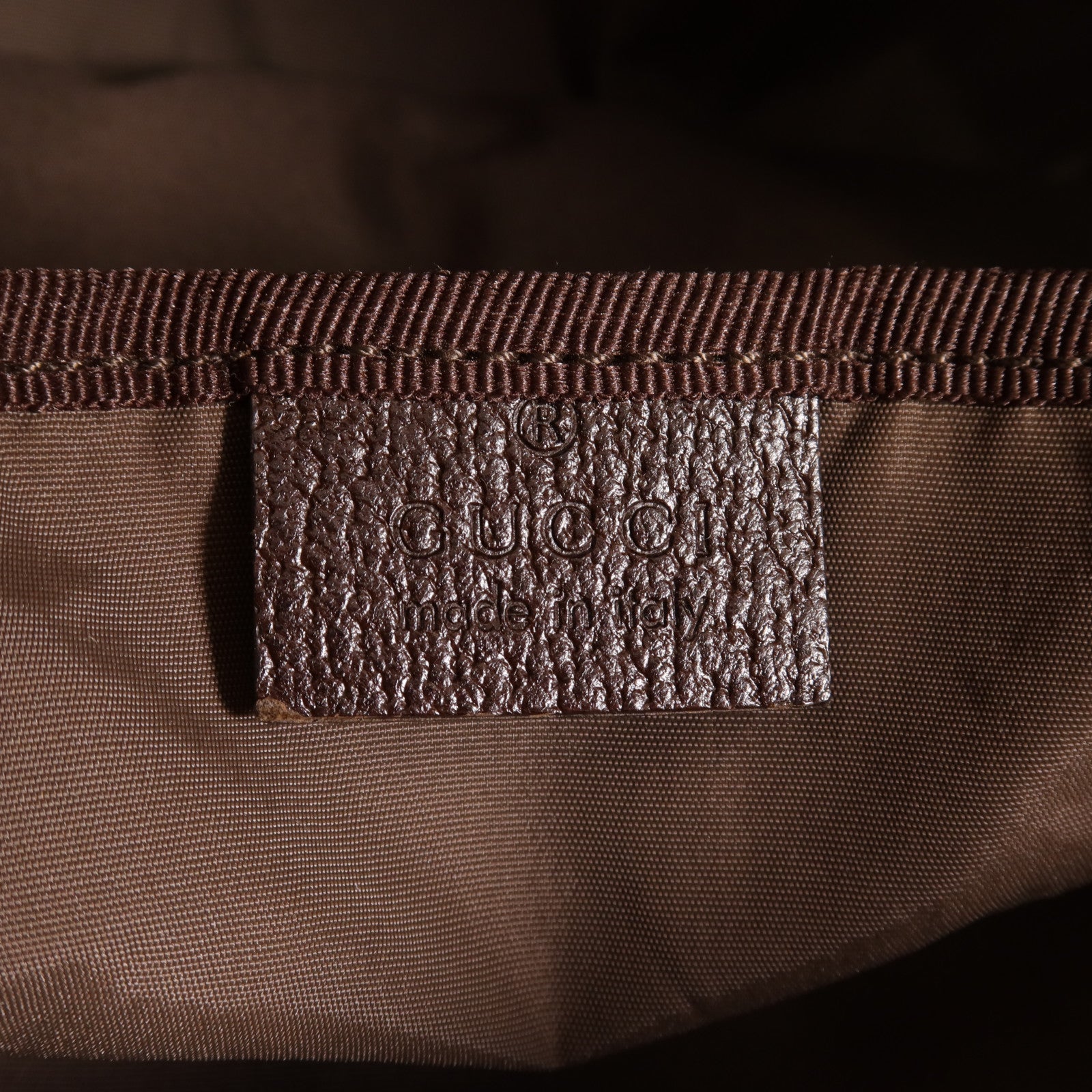 GUCCI 帆布Shoulder Bag銀扣肩背袋