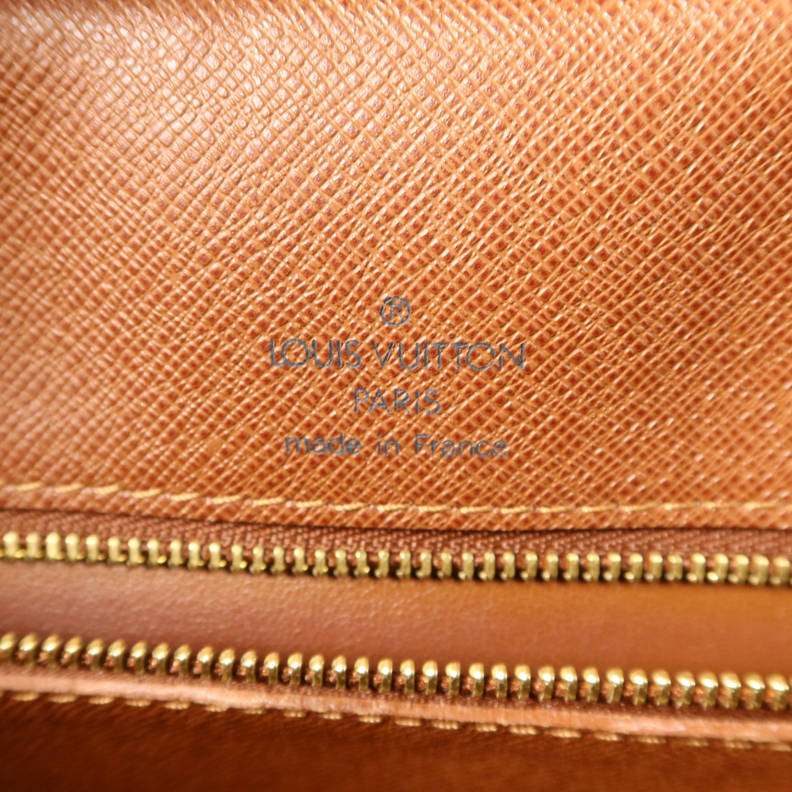 LOUIS VUITTON 【激減優惠】Monogram Porte Documents Voyage PM金扣手挽袋