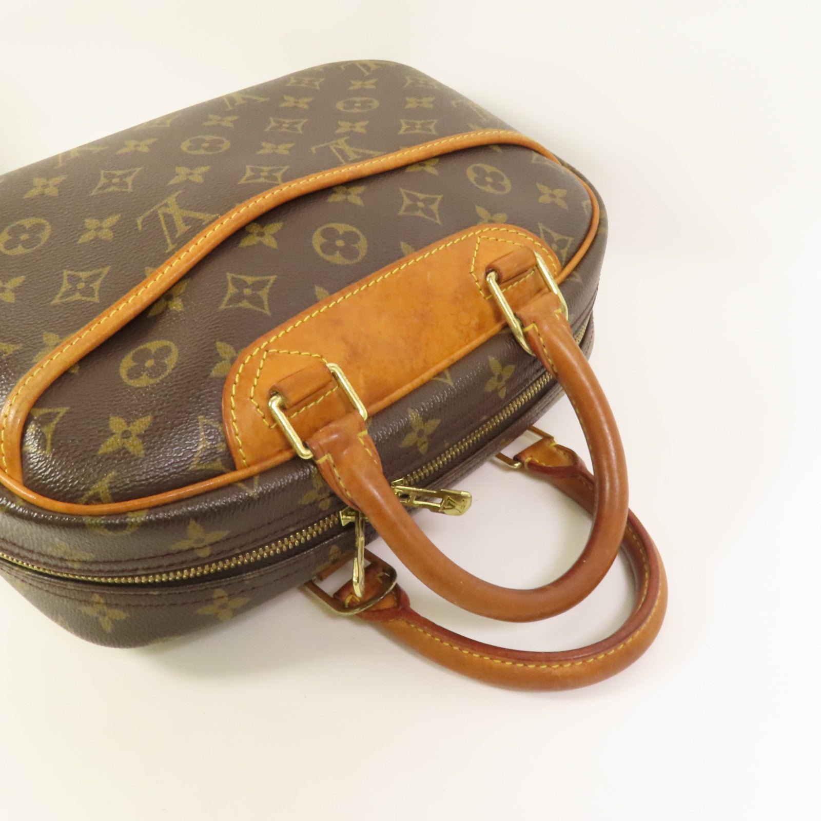 LOUIS VUITTON 【激減優惠】Monogram Deauville金扣手挽袋
