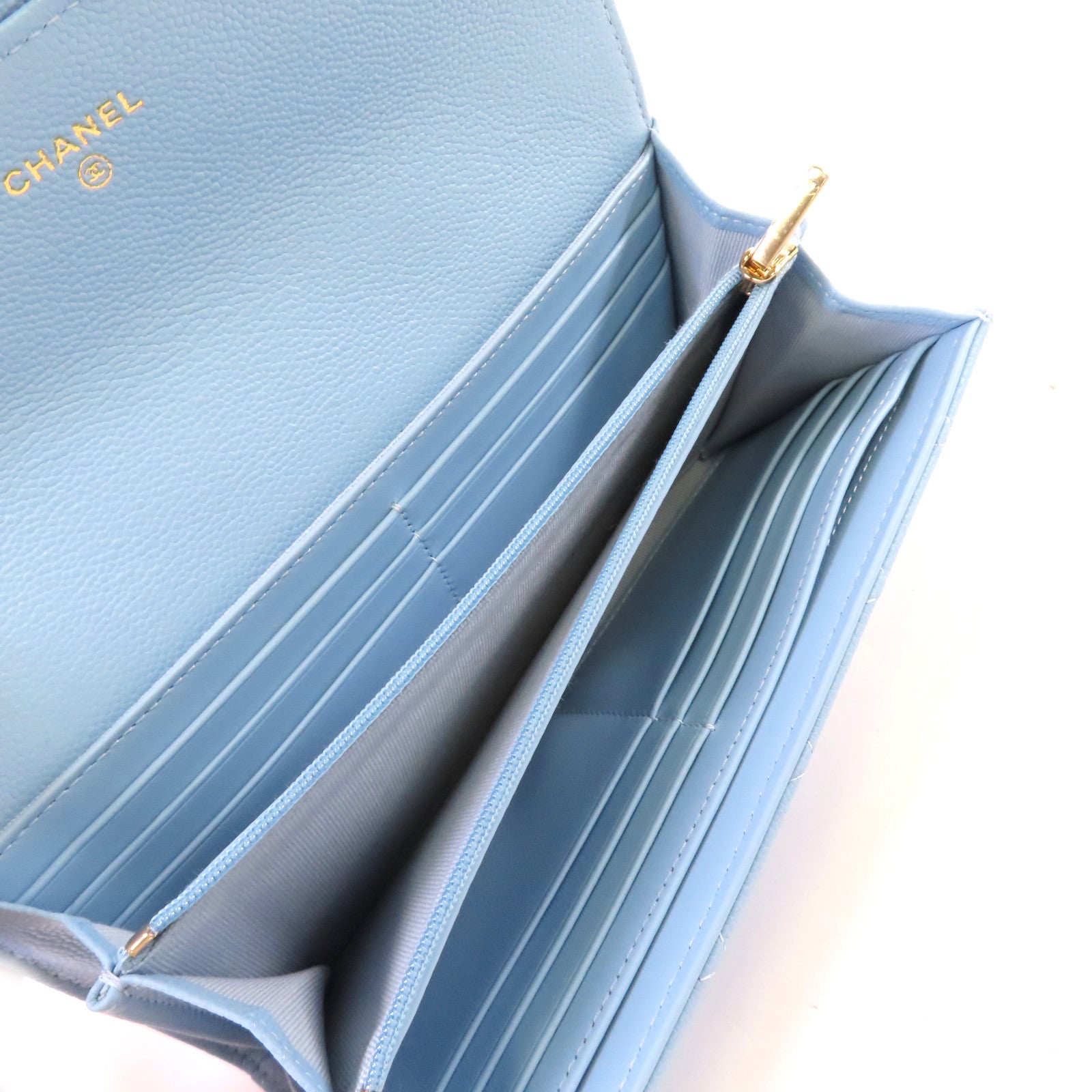 CHANEL 菱格Caviar皮革Classic Long Flap Wallet金扣長錢包淺藍色