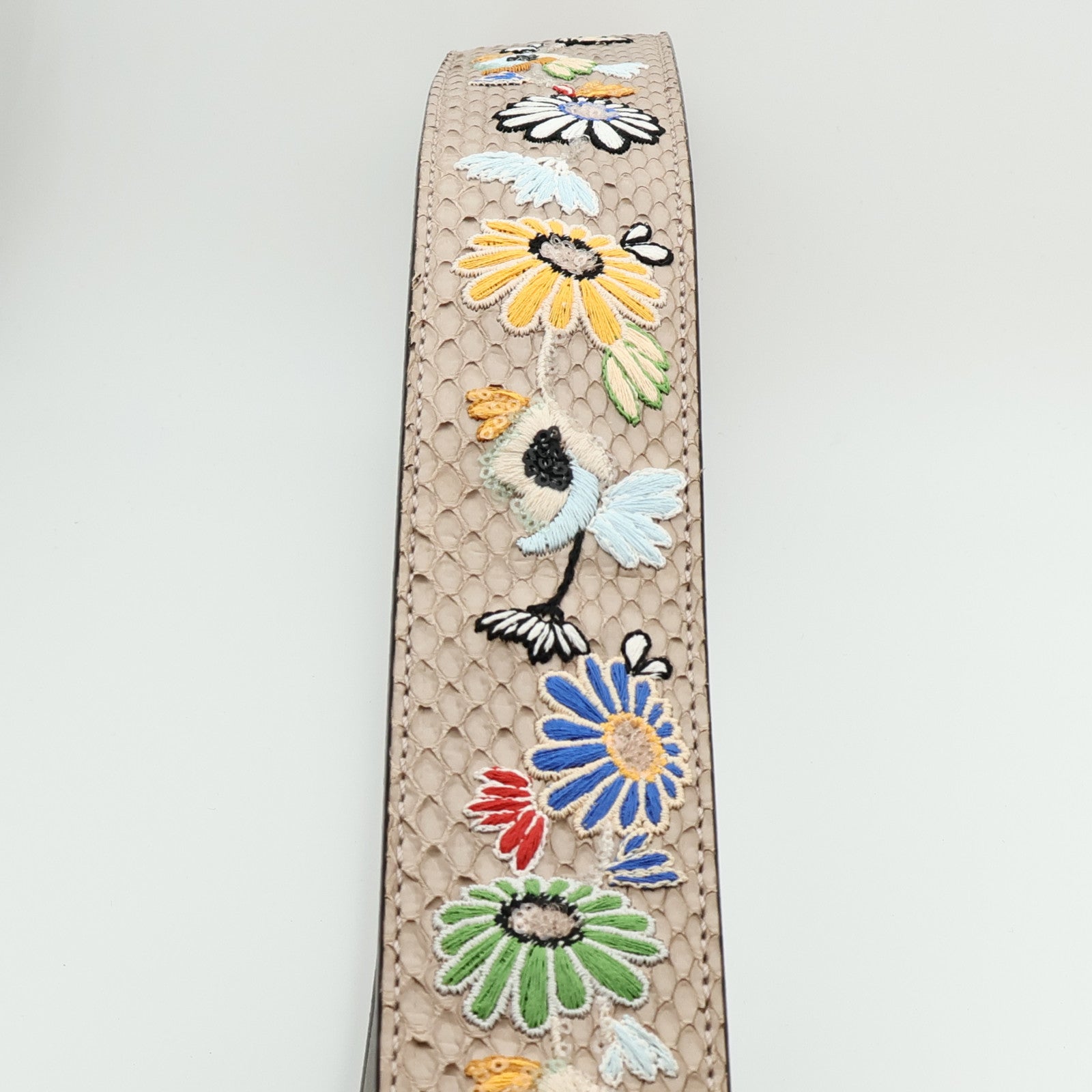 FENDI 蛇皮皮革Grey Python Floral Embroidered Strap銀扣肩帶