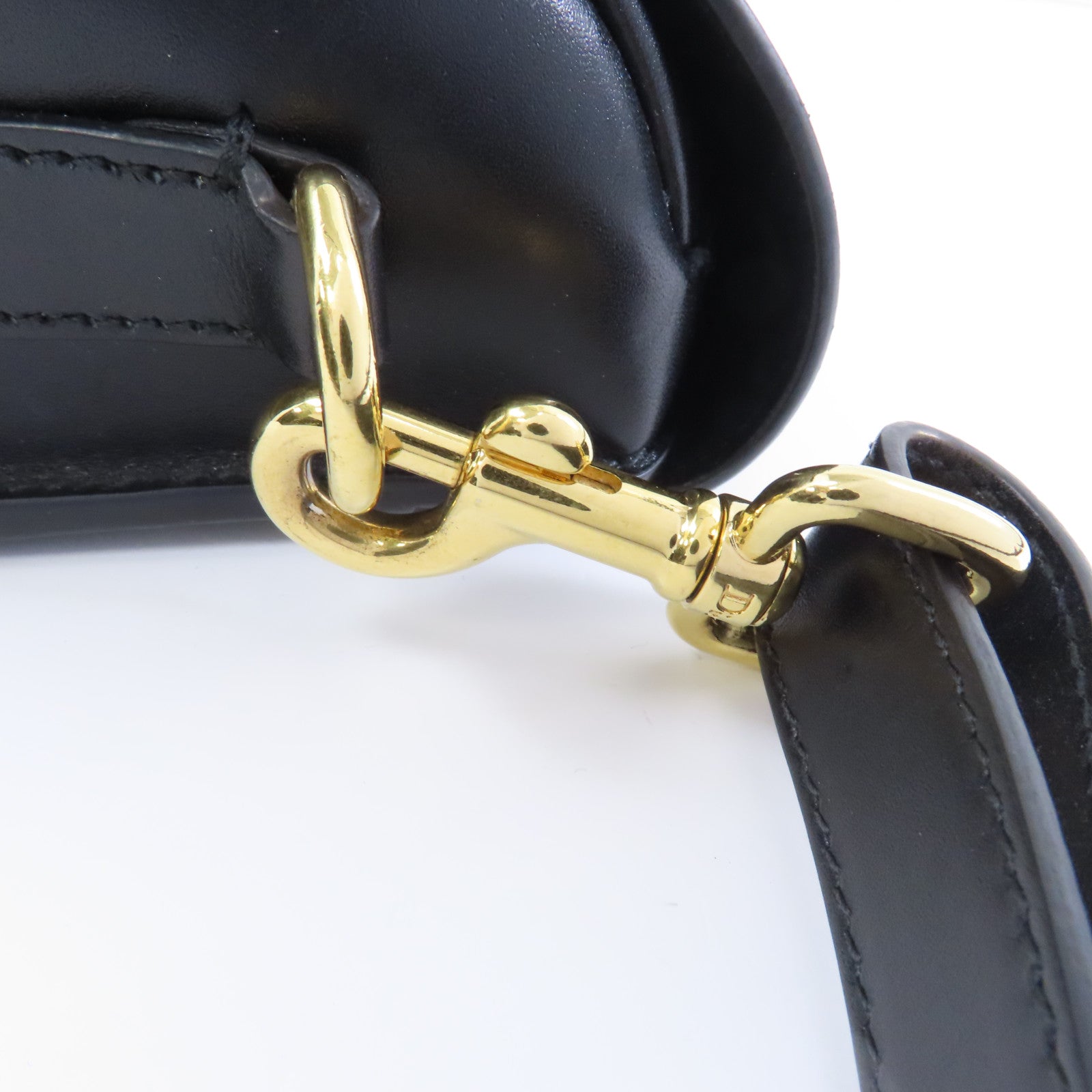 Dior 牛皮皮革Bobby Bag Medium金扣肩背袋黑色