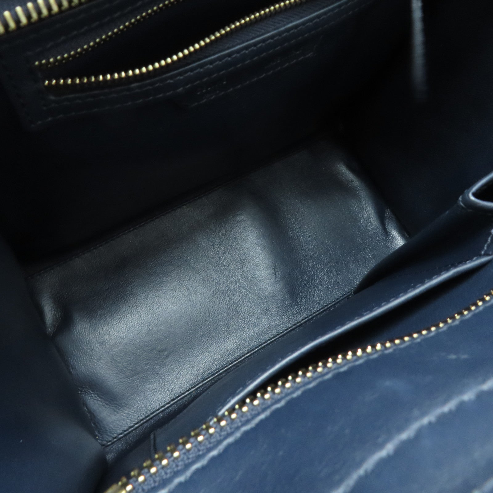 CELINE 牛皮皮革Micro Luggage金扣手挽袋深藍色