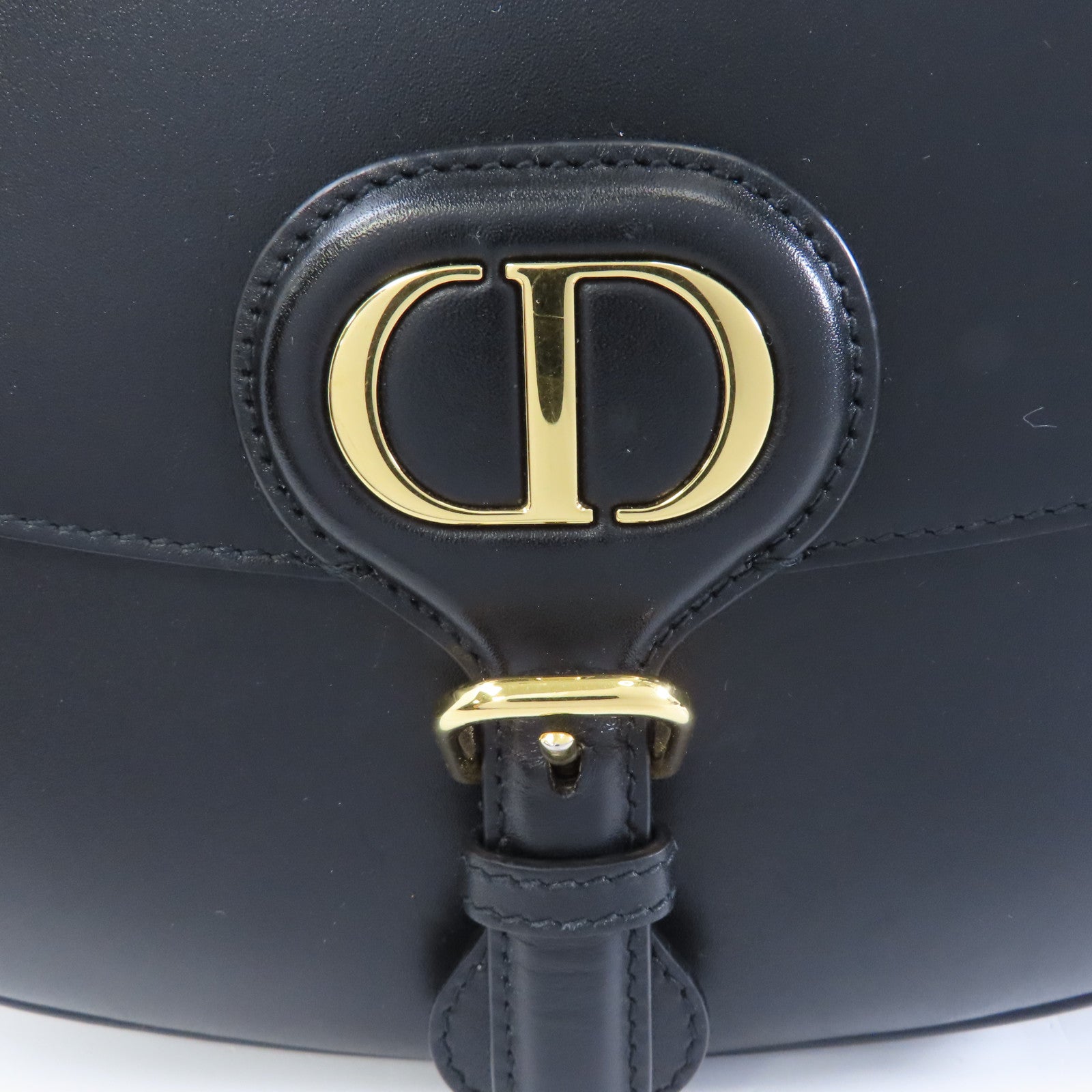 Dior 牛皮皮革Bobby Bag Medium金扣肩背袋黑色