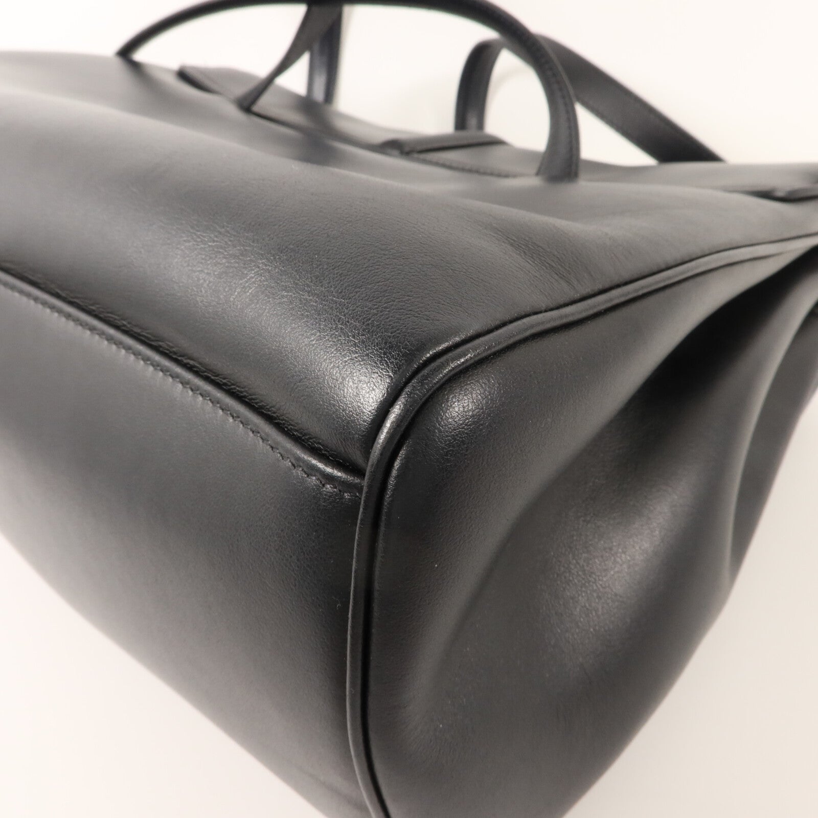 CELINE 牛皮皮革Soft 16 Small肩背袋