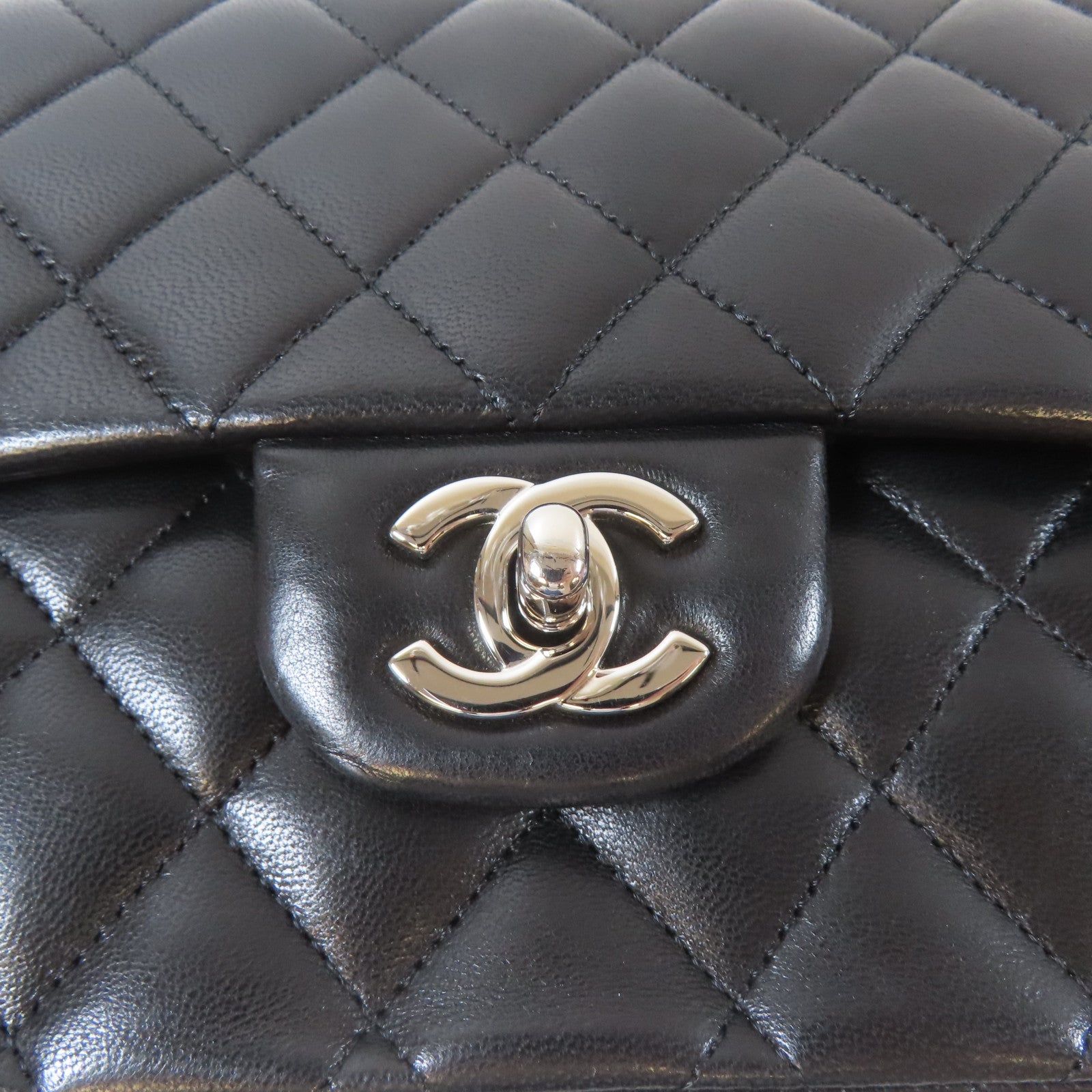 CHANEL 【激減優惠】菱格羊皮皮革Classic Flap 25cm銀扣鏈帶肩背袋黑色