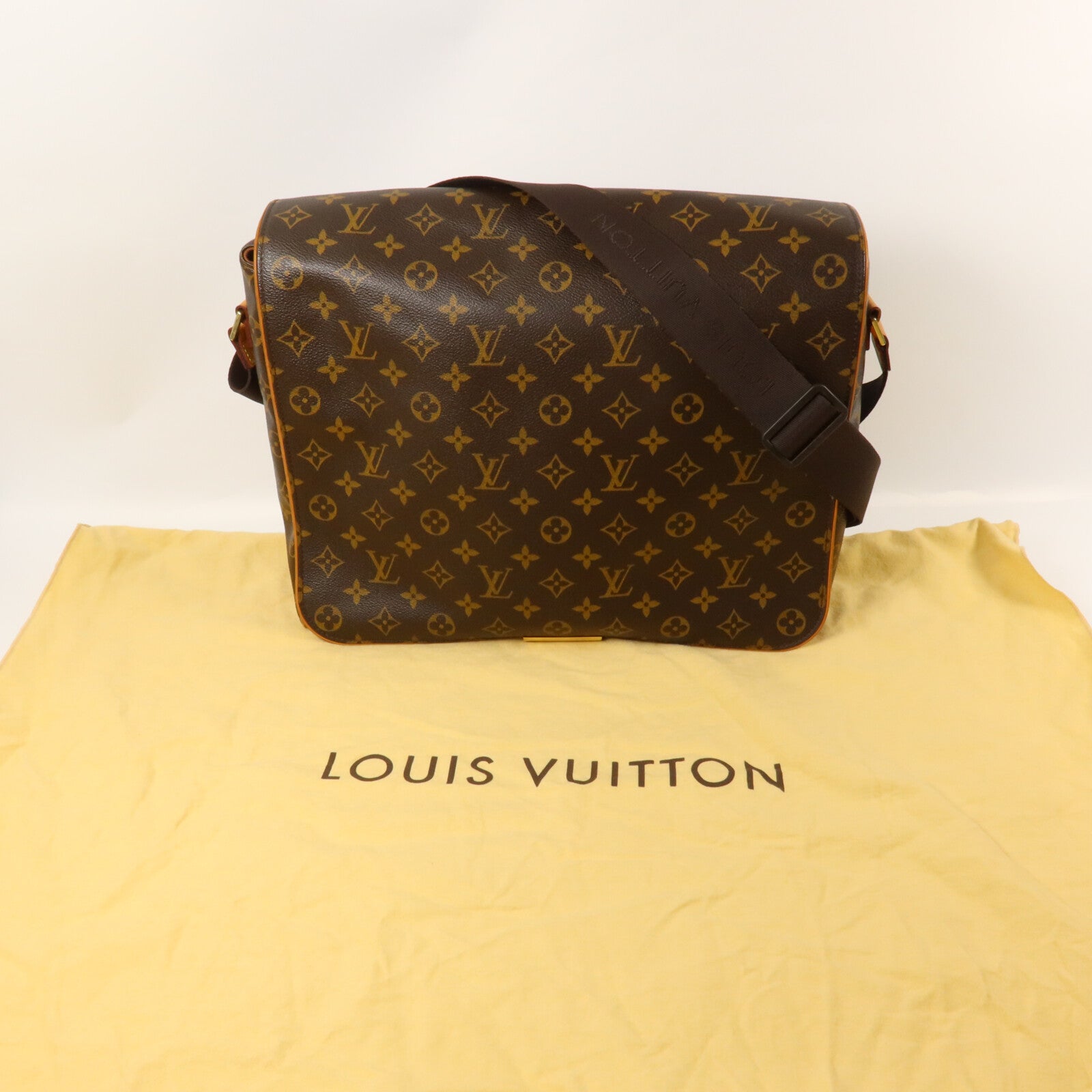 LOUIS VUITTON Monogram Abbesses肩背袋
