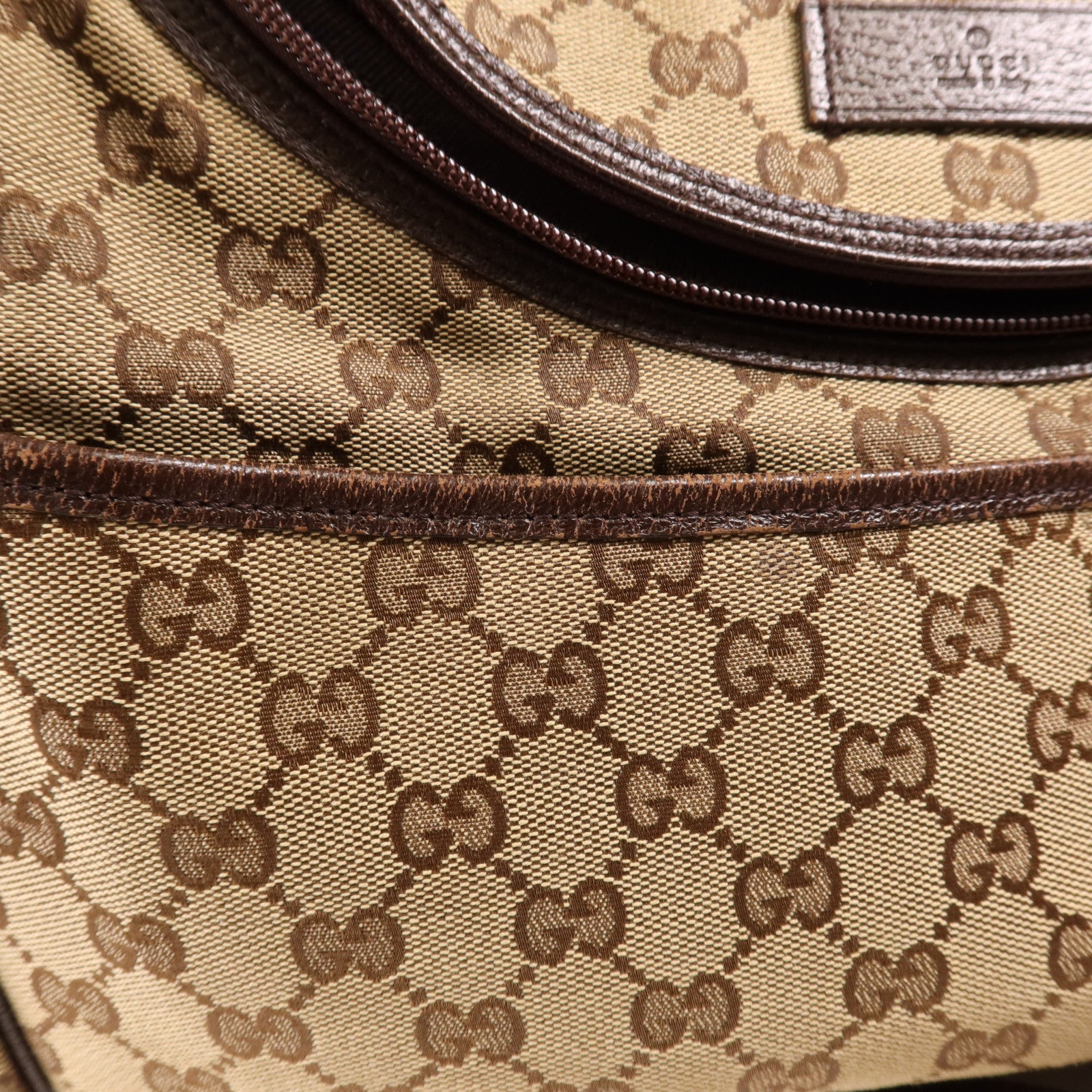GUCCI 帆布Shoulder Bag銀扣肩背袋