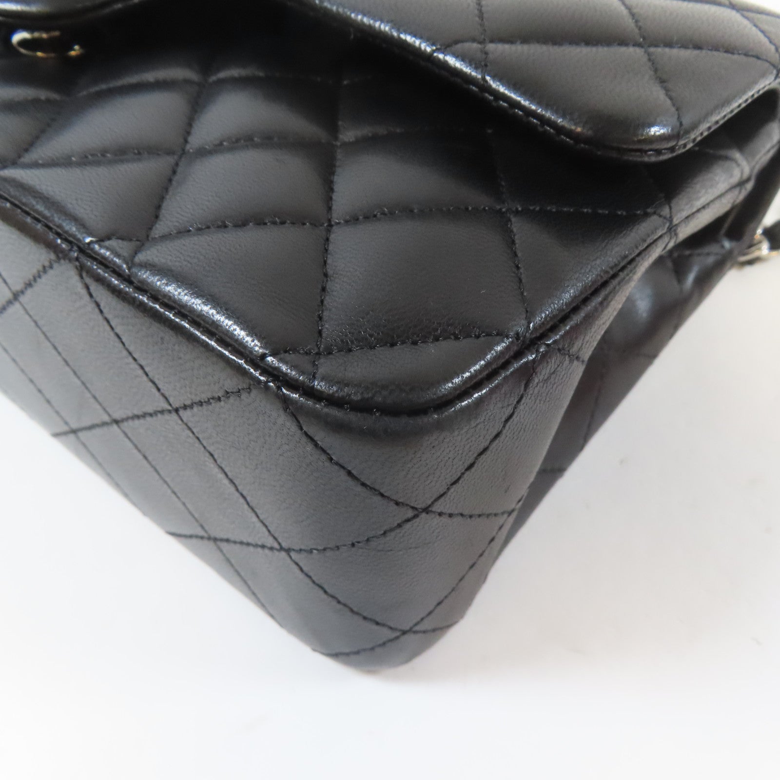 CHANEL 【激減優惠】菱格羊皮皮革Classic Flap 25cm銀扣鏈帶肩背袋黑色