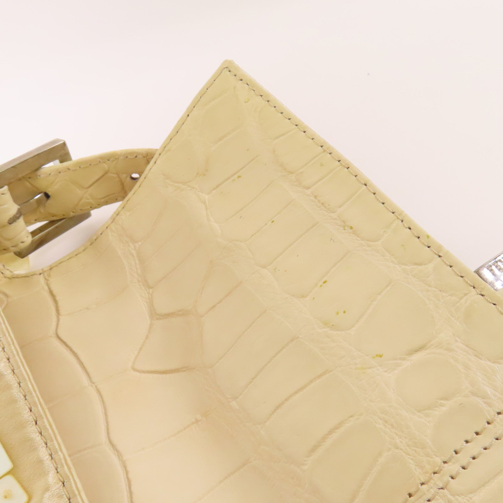 FENDI 絲綢Baguette Pearl銀扣肩背袋