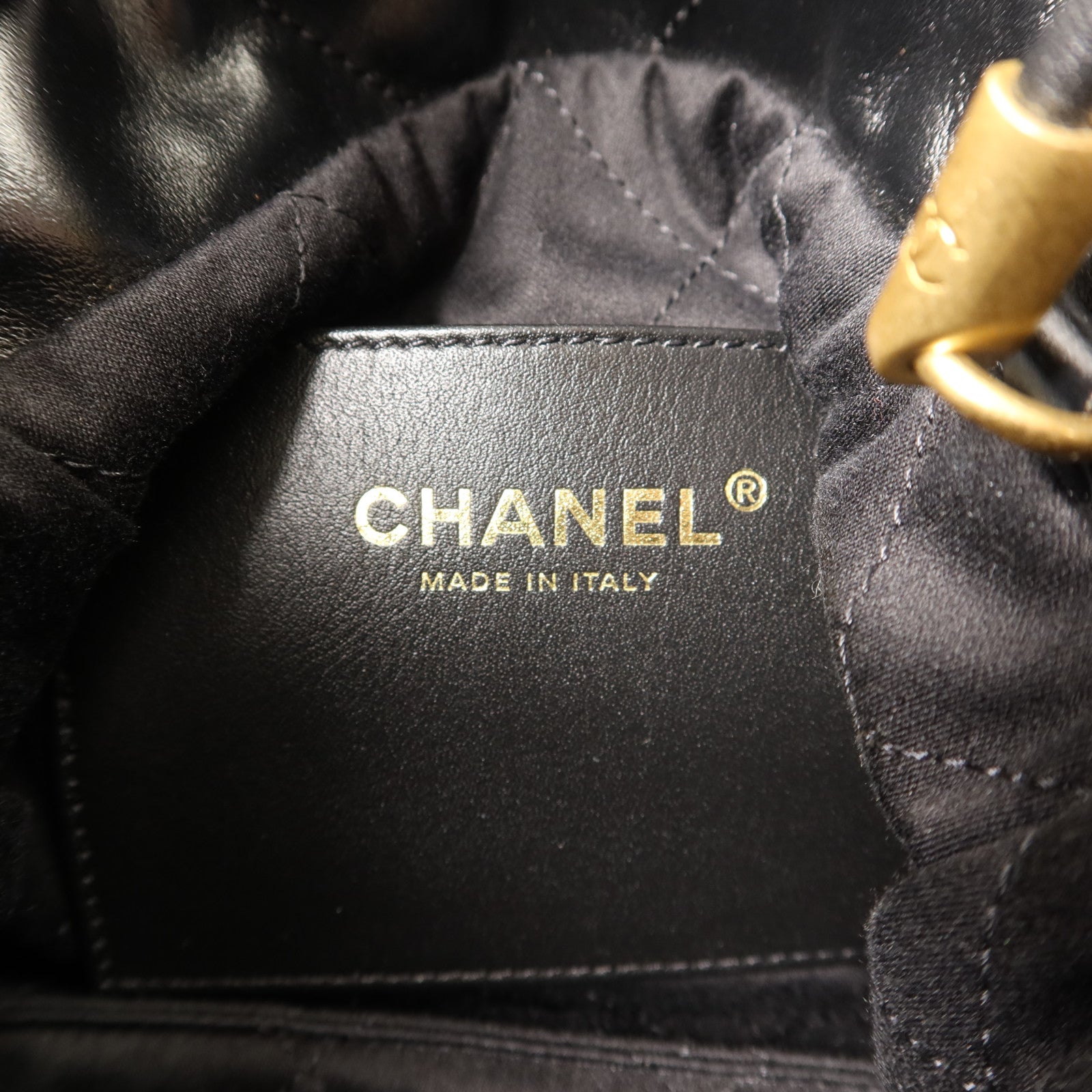 CHANEL 羊皮皮革Mini 22金扣手挽肩背兩用袋