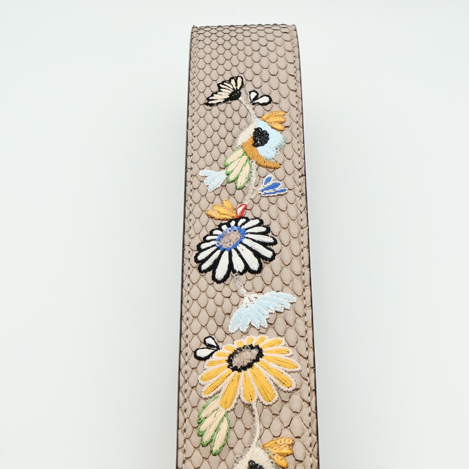 FENDI 蛇皮皮革Grey Python Floral Embroidered Strap銀扣肩帶