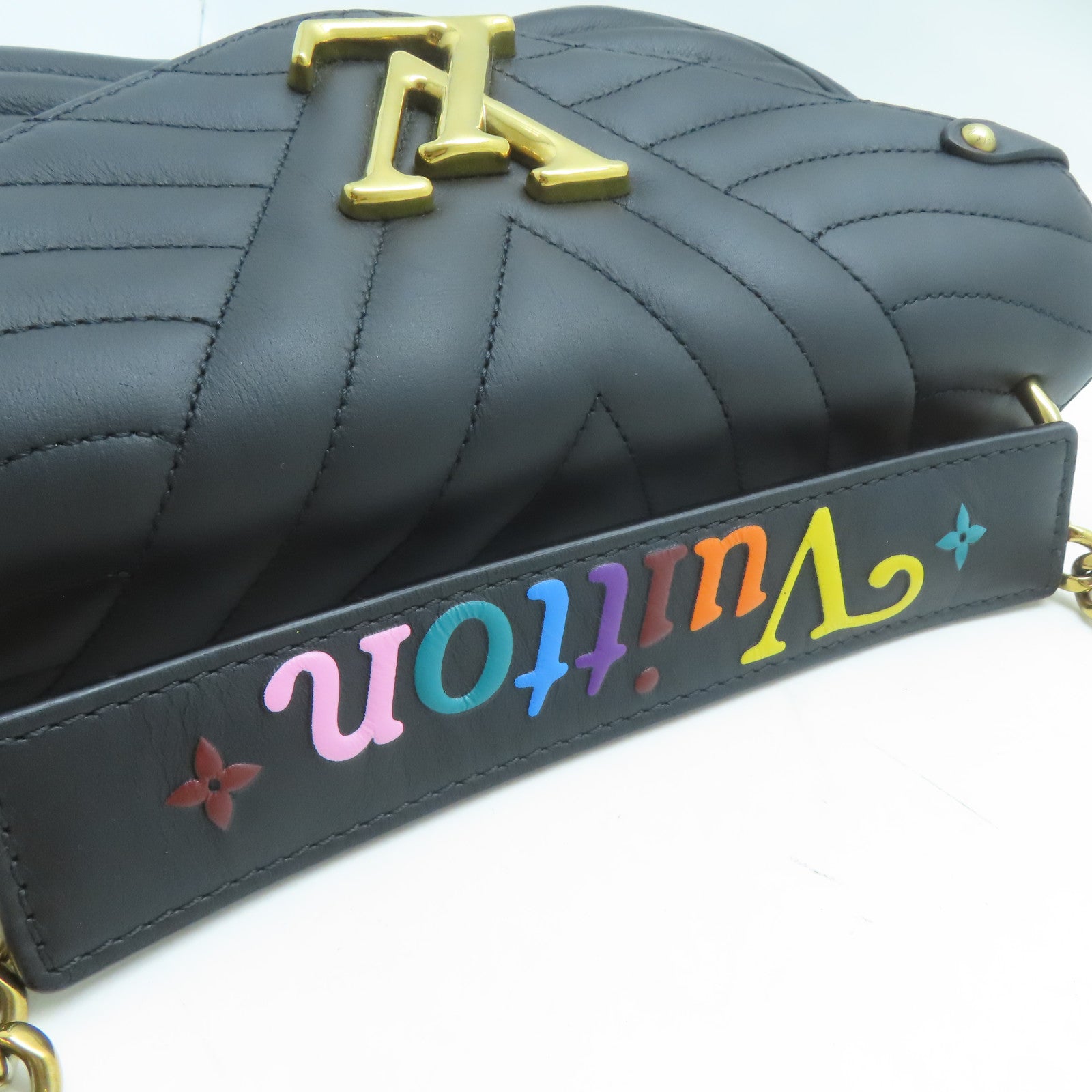 LOUIS VUITTON 牛皮皮革New Wave金扣鏈帶手挽肩背兩用袋黑色