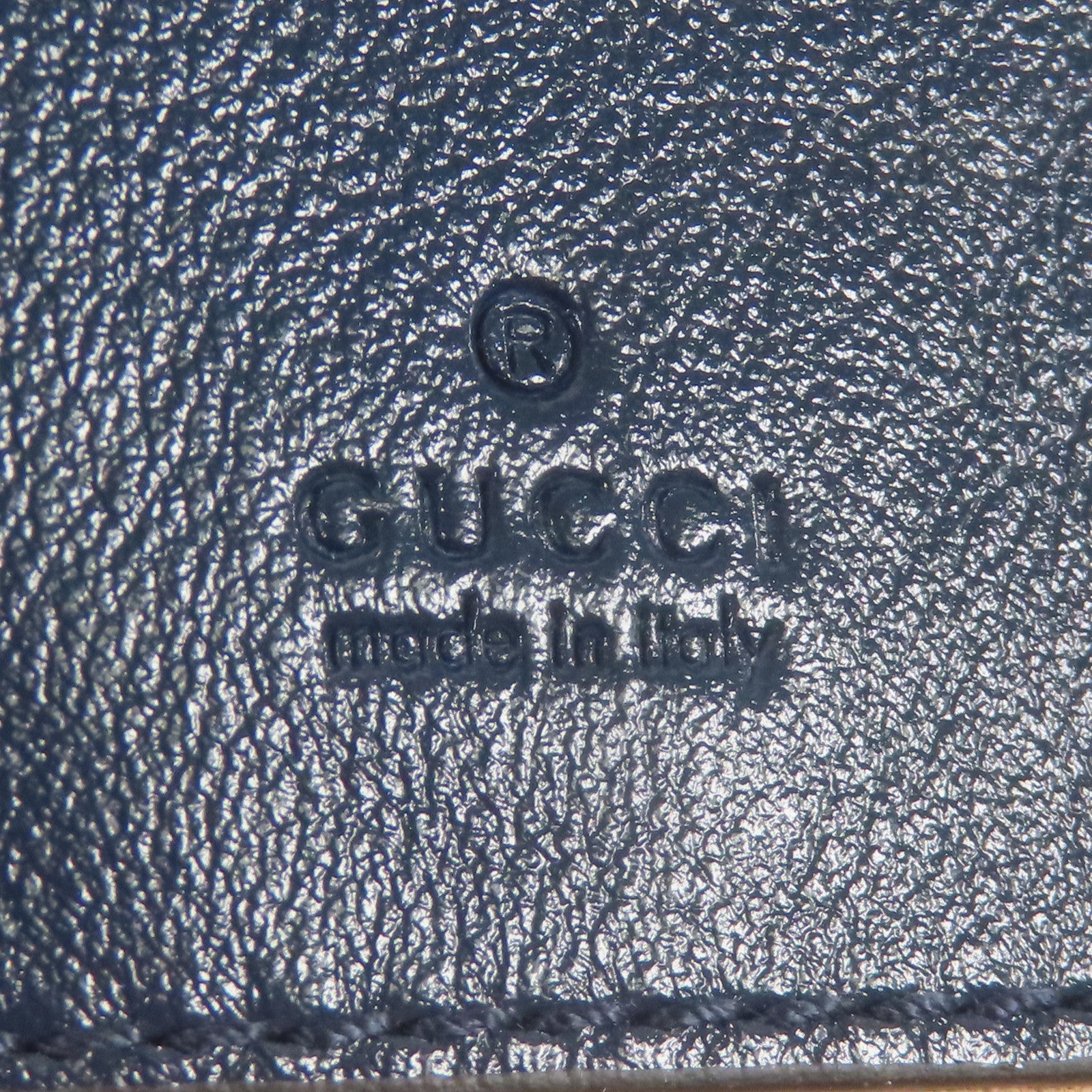 GUCCI 牛皮皮革GG Marmont Bucket銀扣鏈帶肩背袋