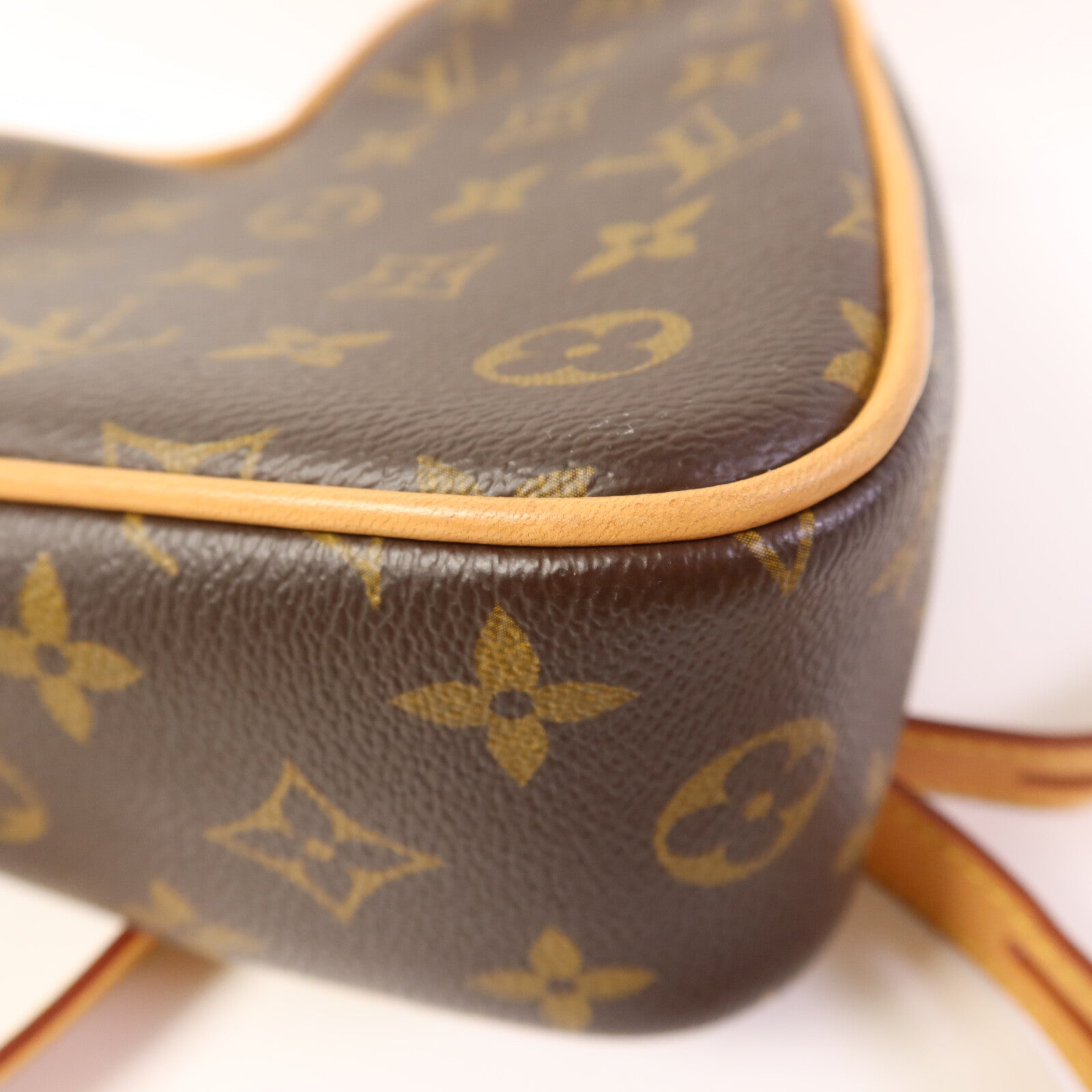 LOUIS VUITTON Monogram Game On Coeur金扣肩背袋棕色