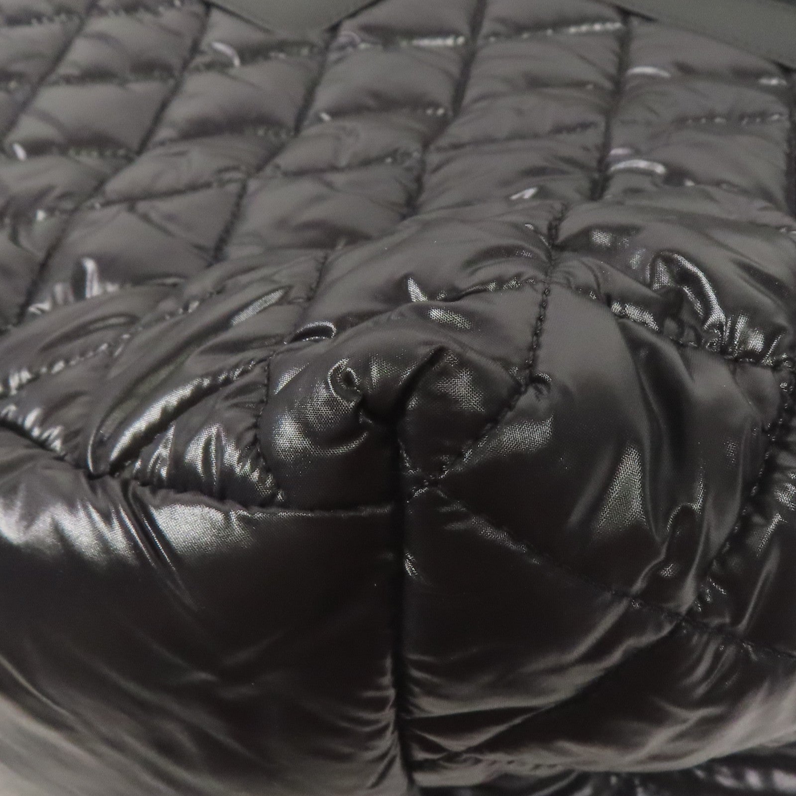 CHANEL 尼龍Coco Cocoon銀扣肩背袋/手挽袋
