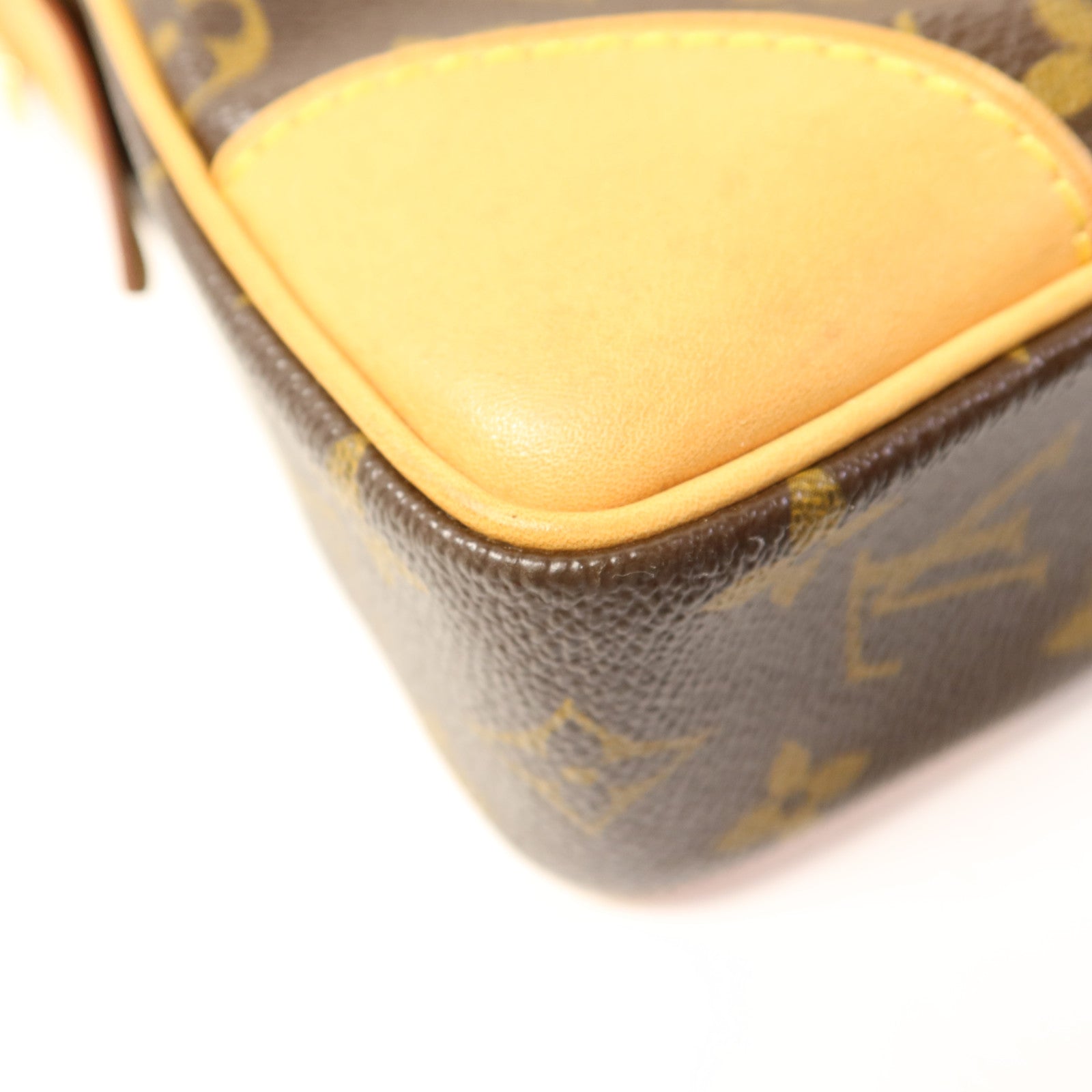 LOUIS VUITTON 【激減優惠】Monogram Porte Documents Voyage PM金扣手挽袋