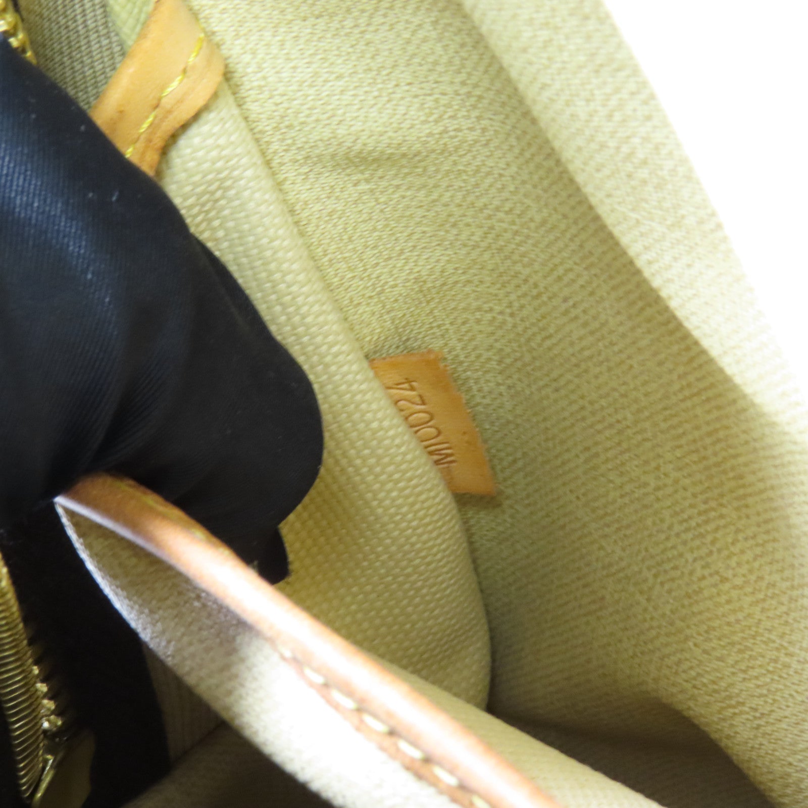 LOUIS VUITTON 【激減優惠】Monogram Deauville金扣手挽袋