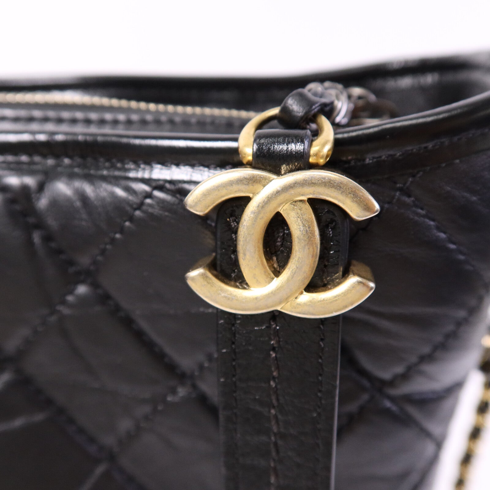 CHANEL 牛皮皮革Gabrielle Large鏈帶肩背袋