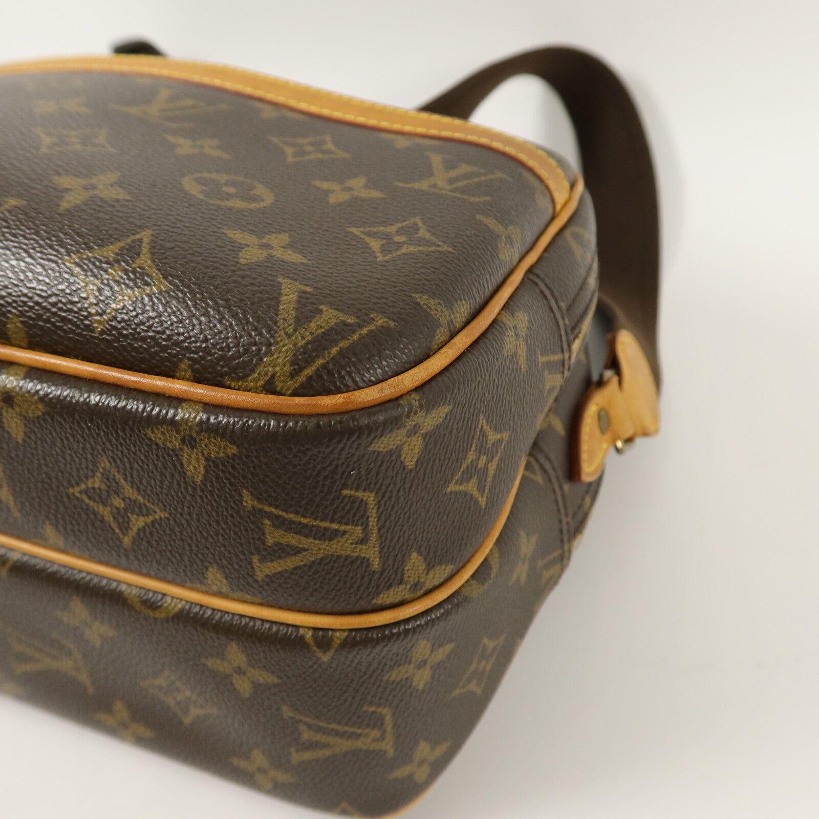 LOUIS VUITTON Monogram Reporter PM肩背袋