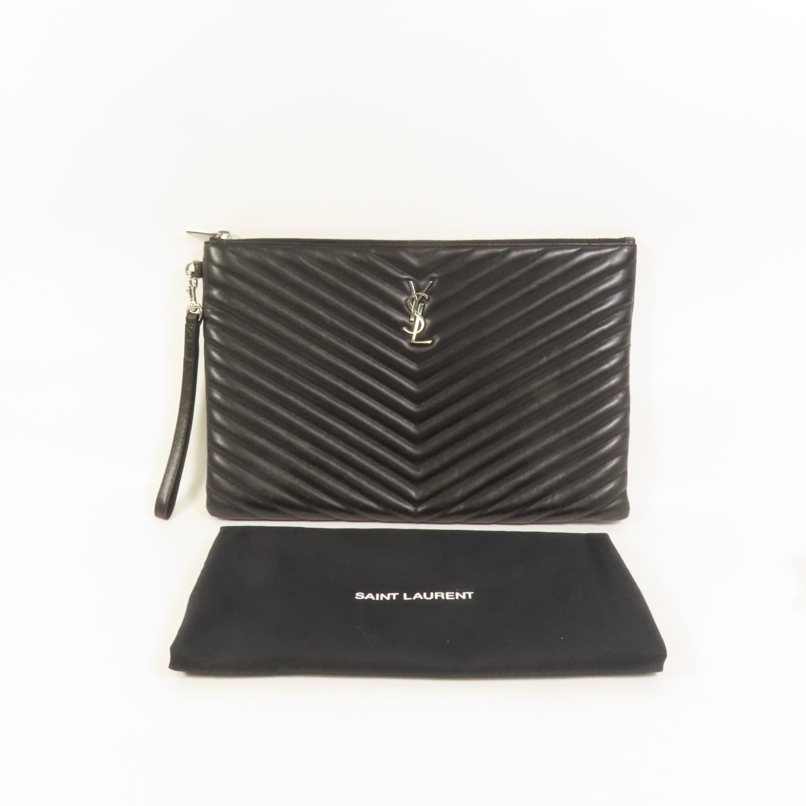 YVES SAINT LAURENT 牛皮皮革Matelasse銀扣手拿包