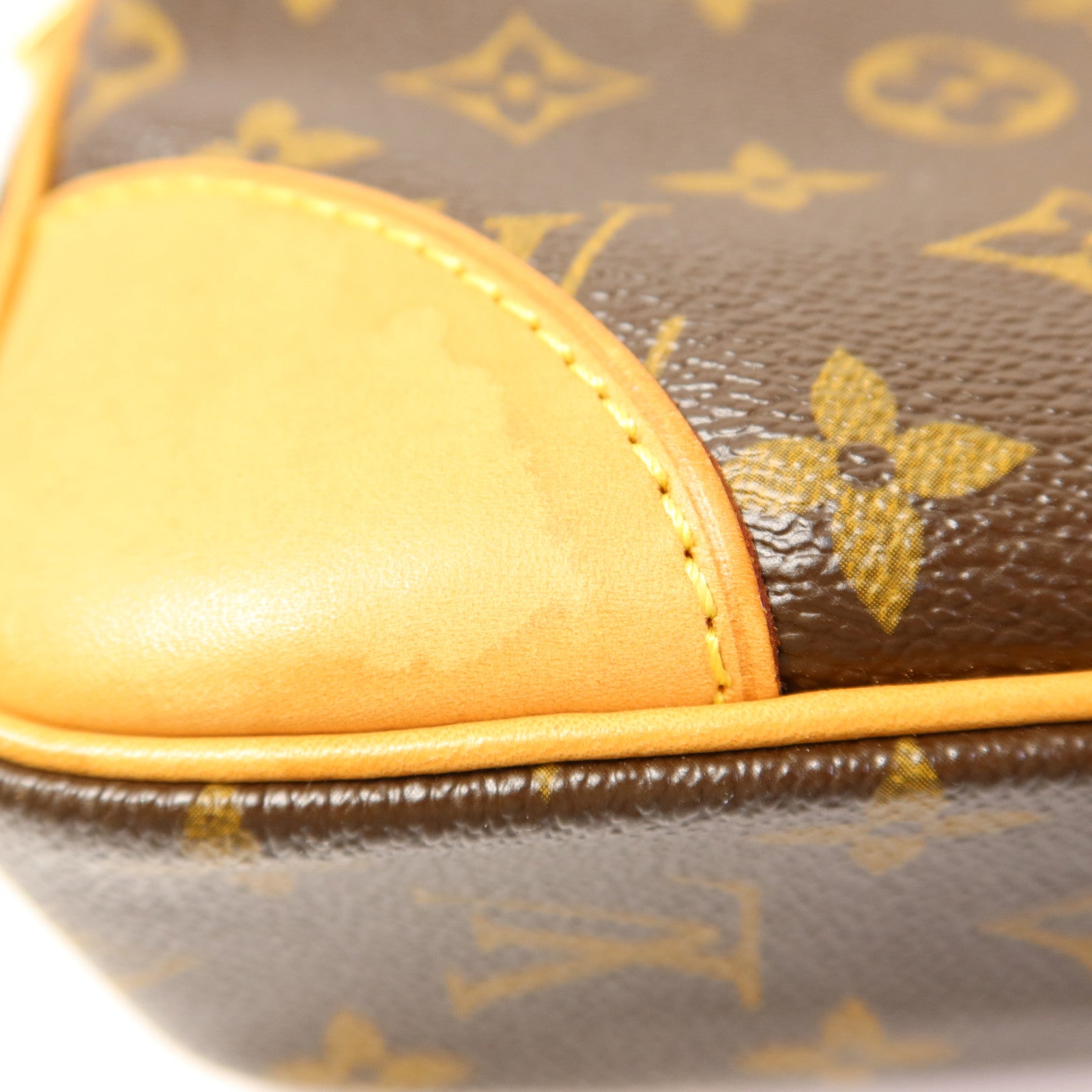 LOUIS VUITTON Monogram Porte Documents Voyage PM金扣手挽袋