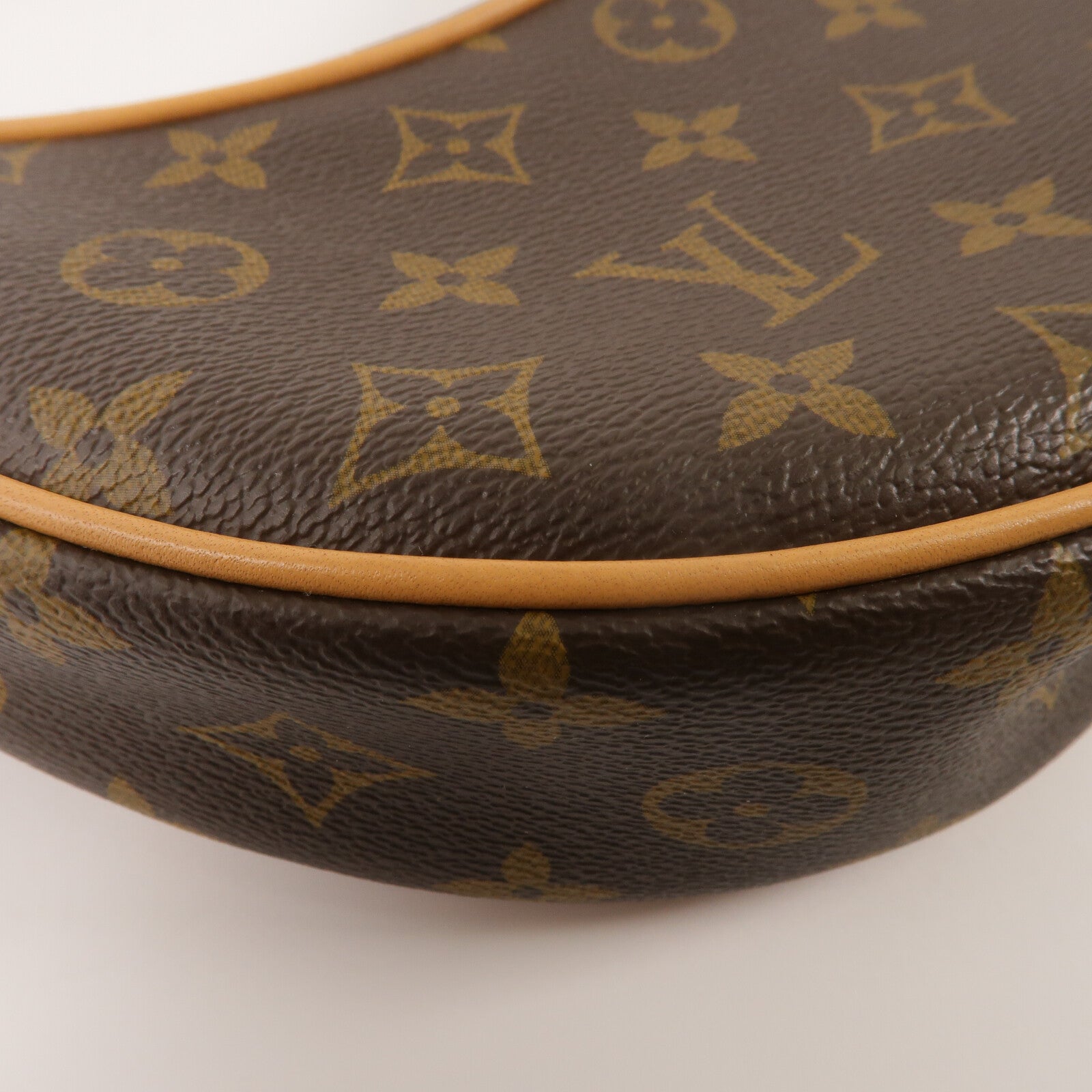 LOUIS VUITTON Monogram Loop肩背袋