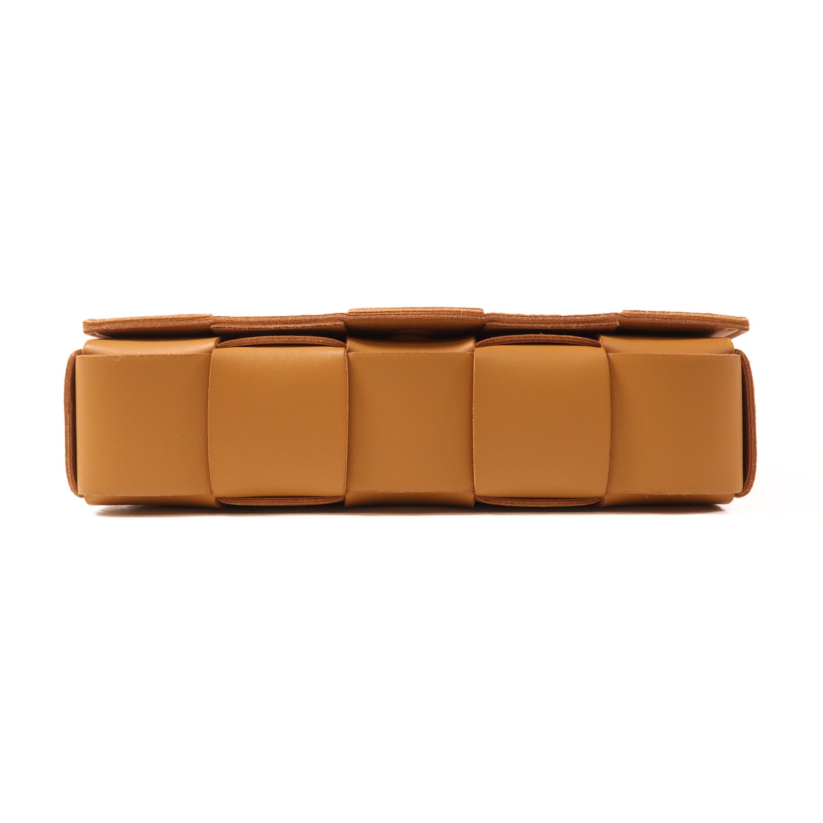 BOTTEGA VENETA 羊皮皮革Cassette金扣肩背袋