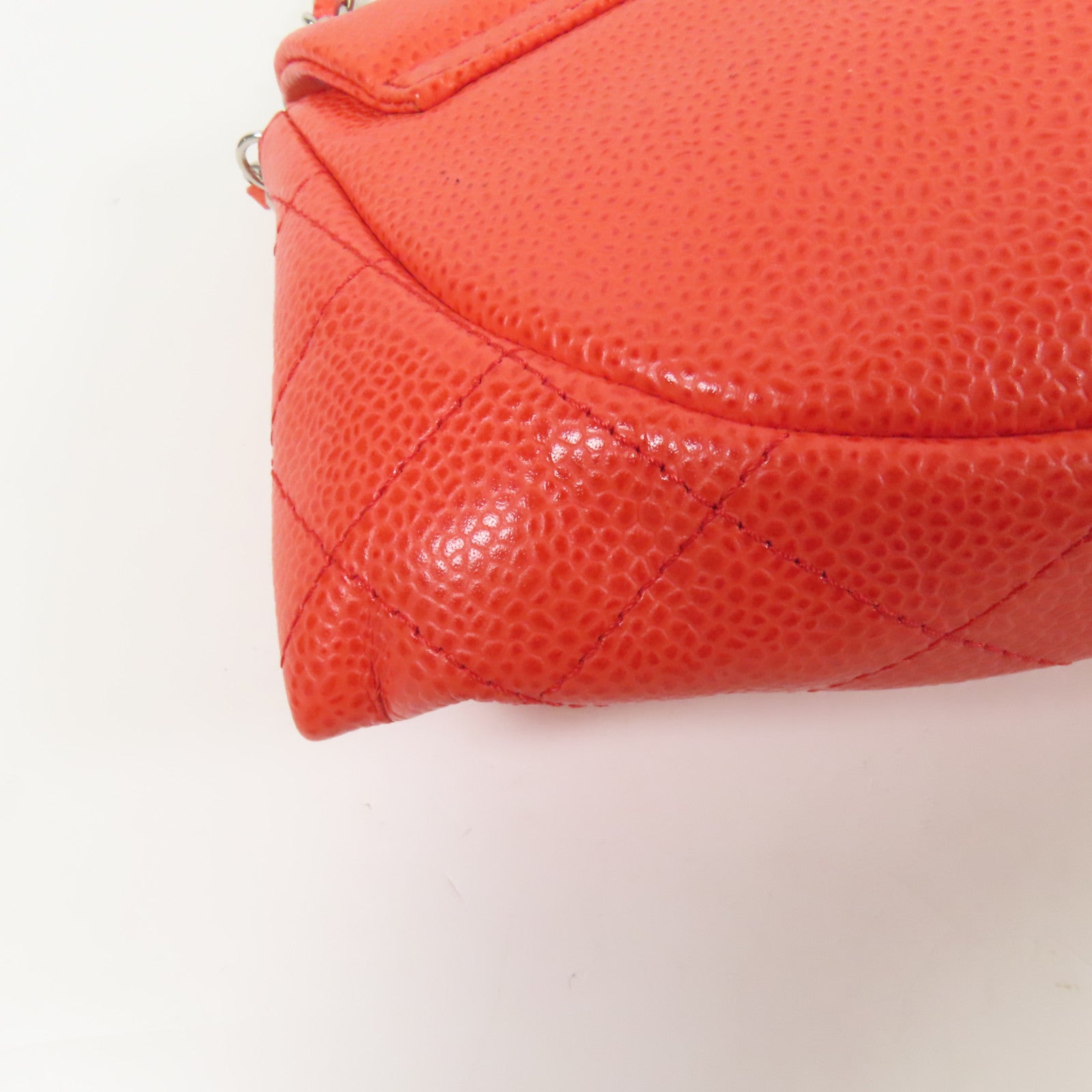 CHANEL 牛皮皮革Chain Wallet銀扣肩背袋