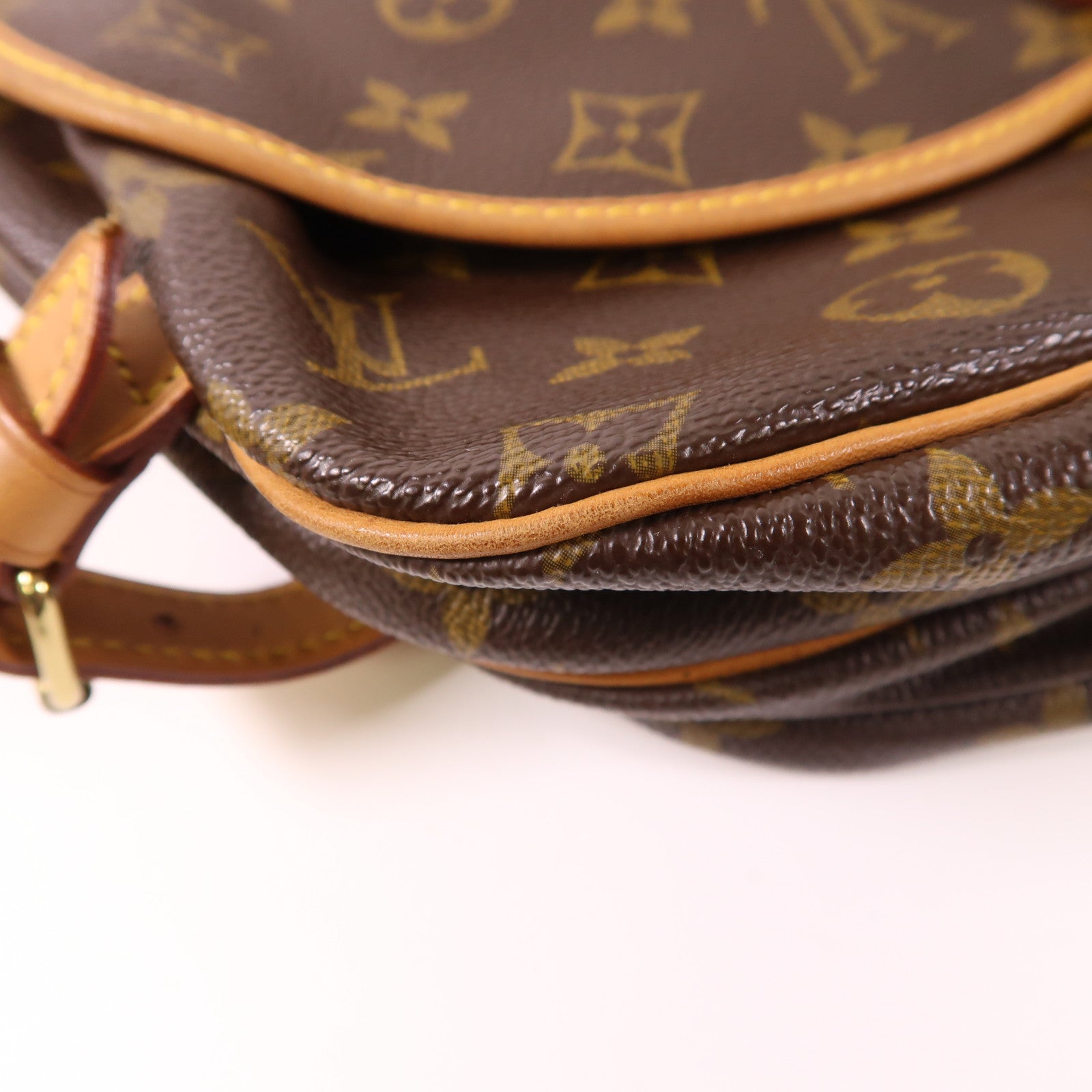 LOUIS VUITTON Monogram Saumur 30金扣肩背袋