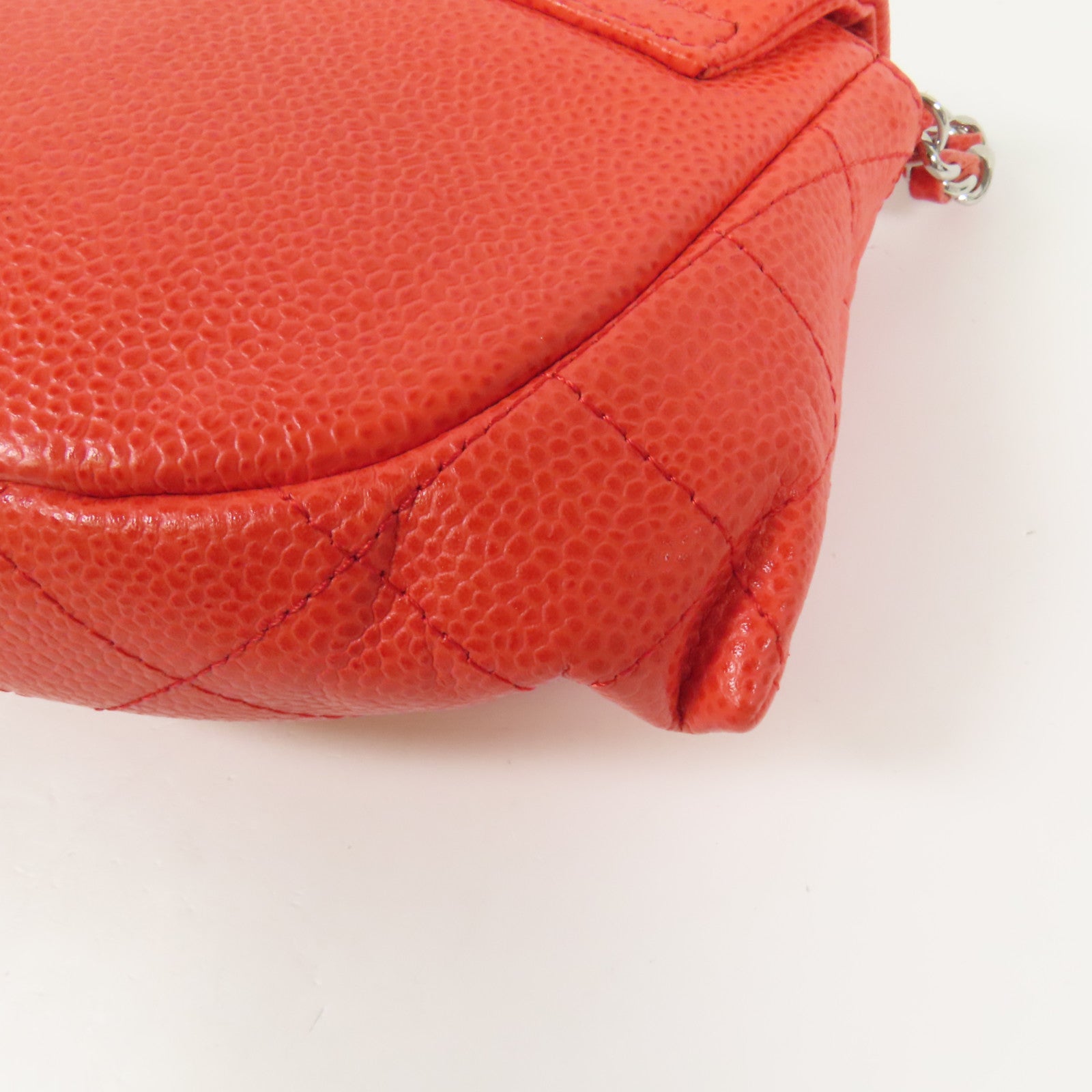 CHANEL 牛皮皮革Chain Wallet銀扣肩背袋