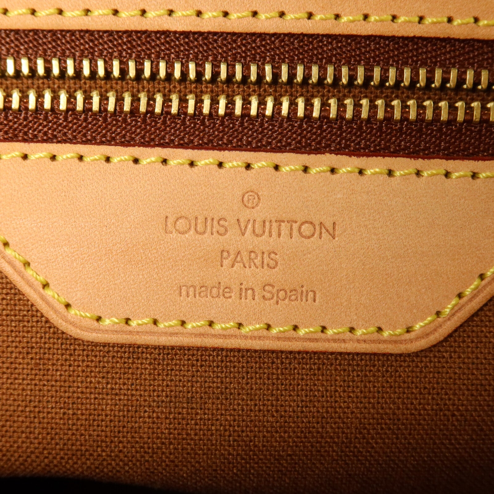 LOUIS VUITTON Monogram Abbesses肩背袋
