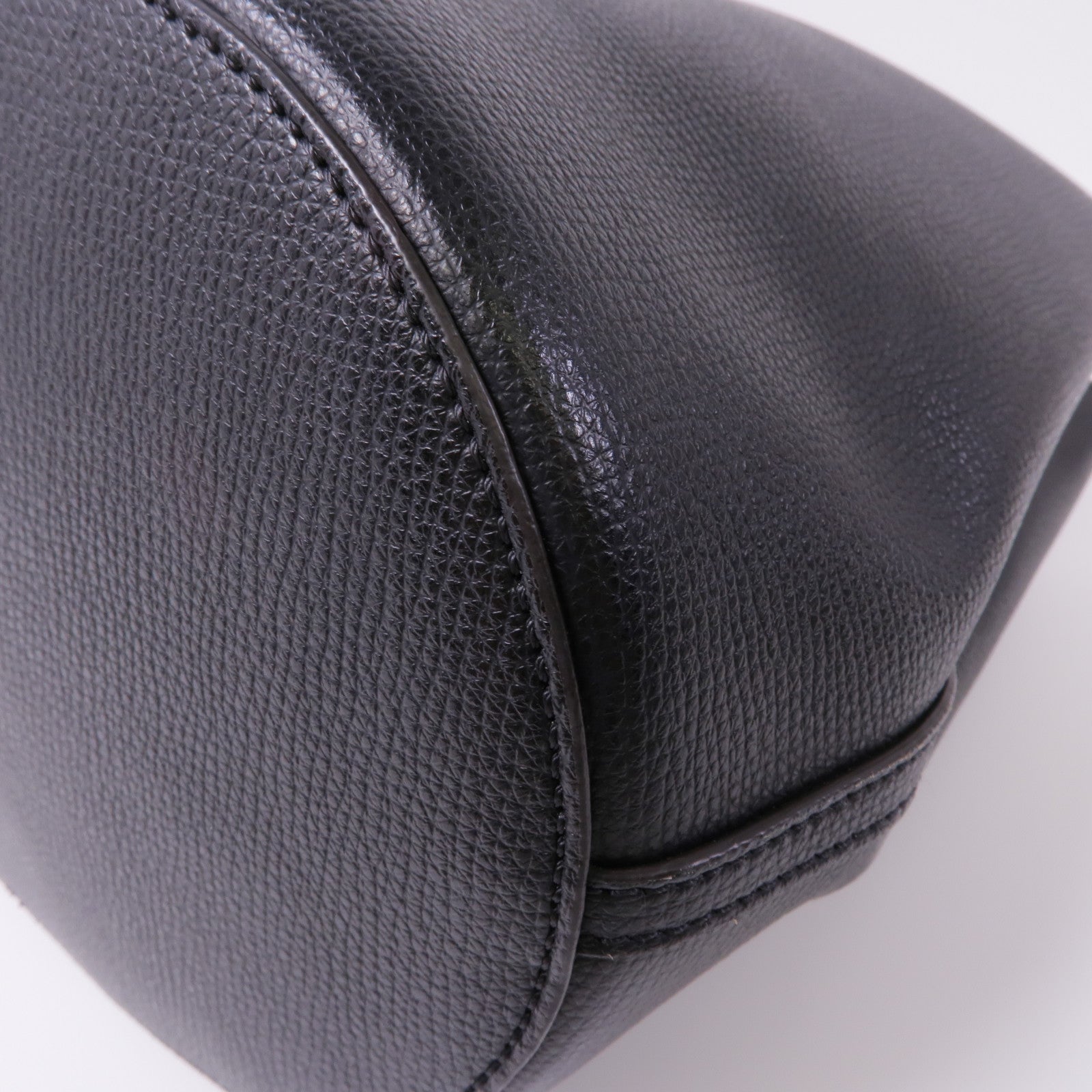 BURBERRY 牛皮皮革Shoulder Bag金扣肩背袋