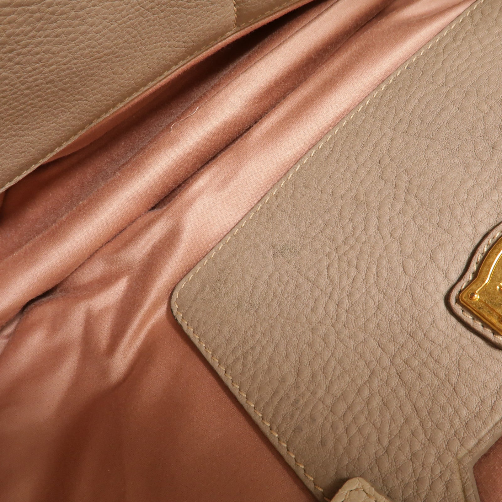 Miu Miu 牛皮皮革Hand Bag手挽袋