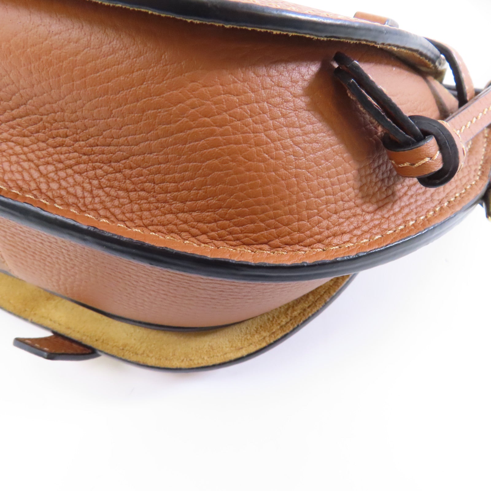 LOEWE 牛皮皮革Mini Gate金扣肩背袋棕色