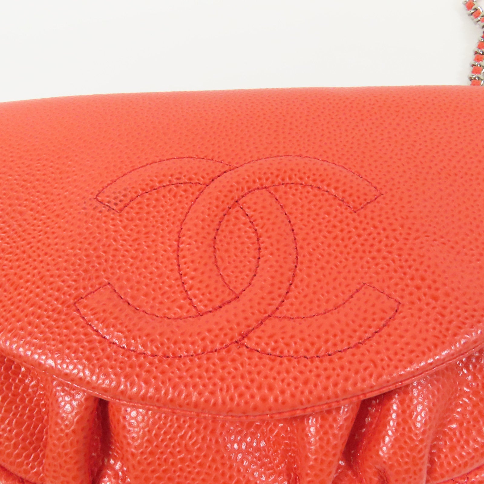 CHANEL 牛皮皮革Chain Wallet銀扣肩背袋