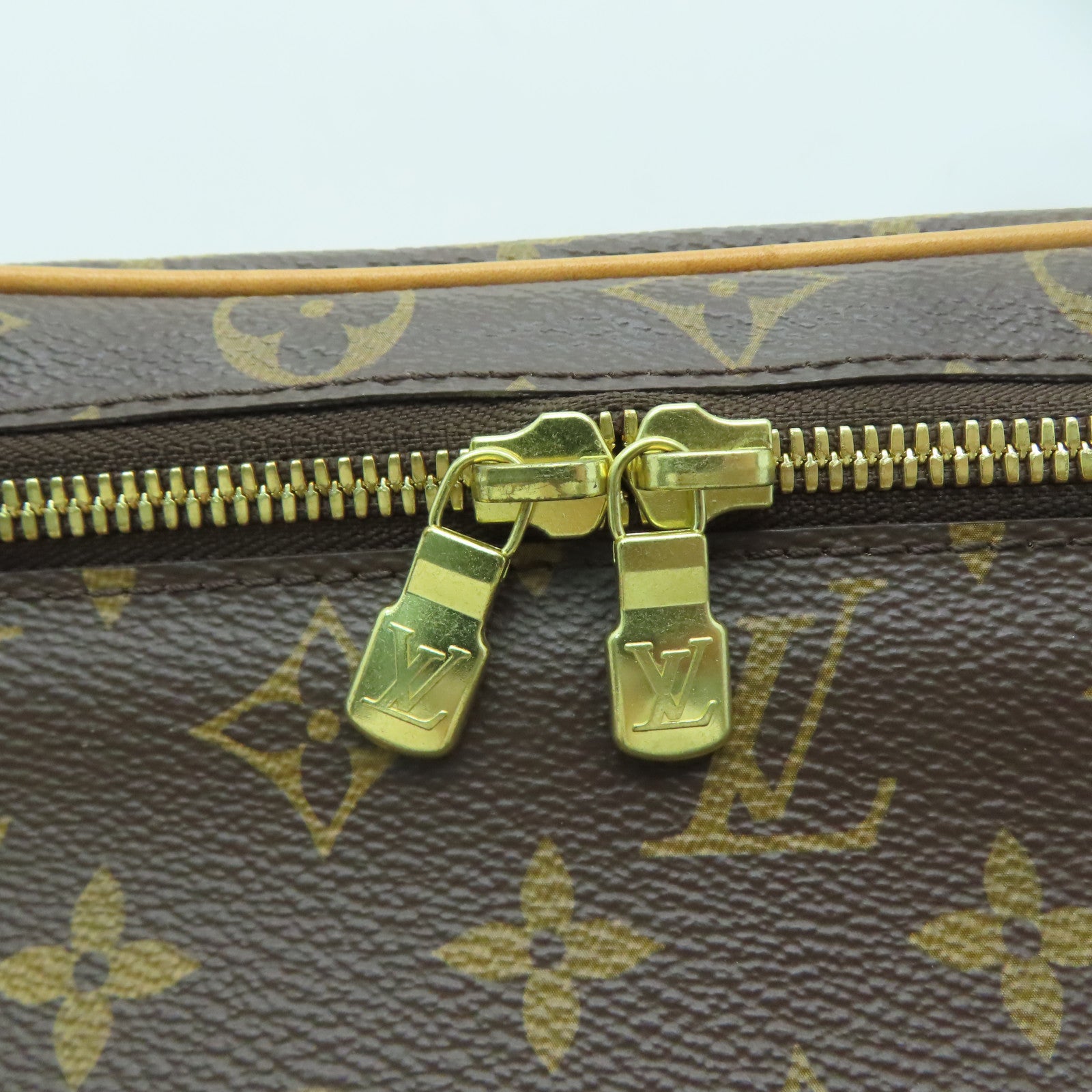 LOUIS VUITTON 【清倉大減價】Monogram Nice BB金扣手挽袋啡色