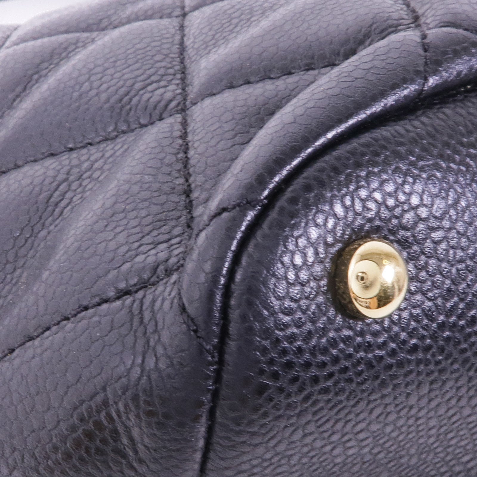 CHANEL 牛皮皮革Shoulder Bag金扣肩背袋